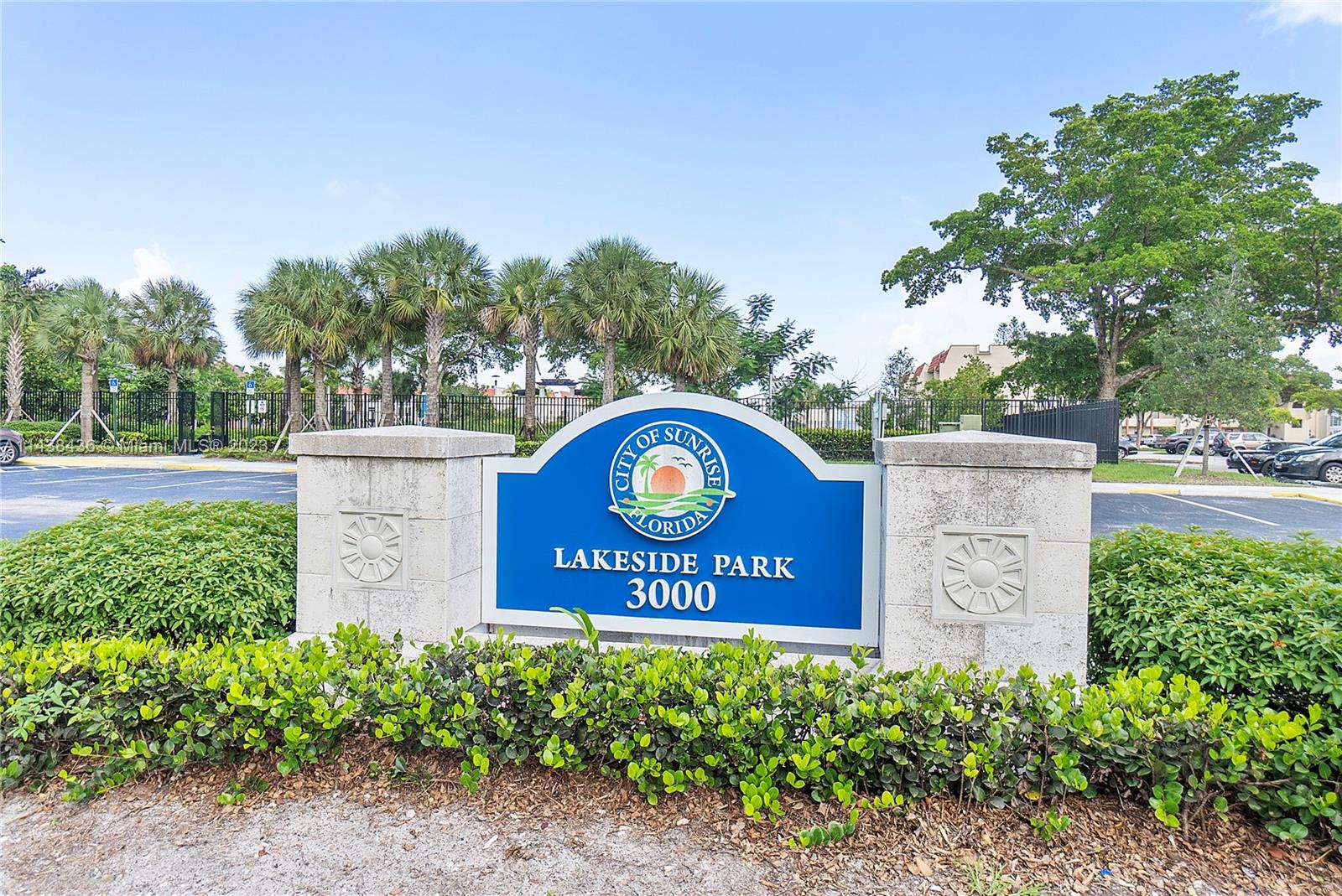 2950 W Sunrise Lakes Dr Unit: 307