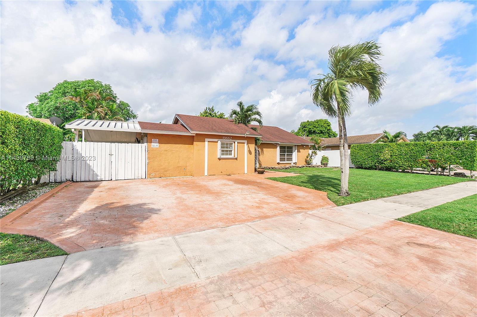 19662 NW 59th Pl