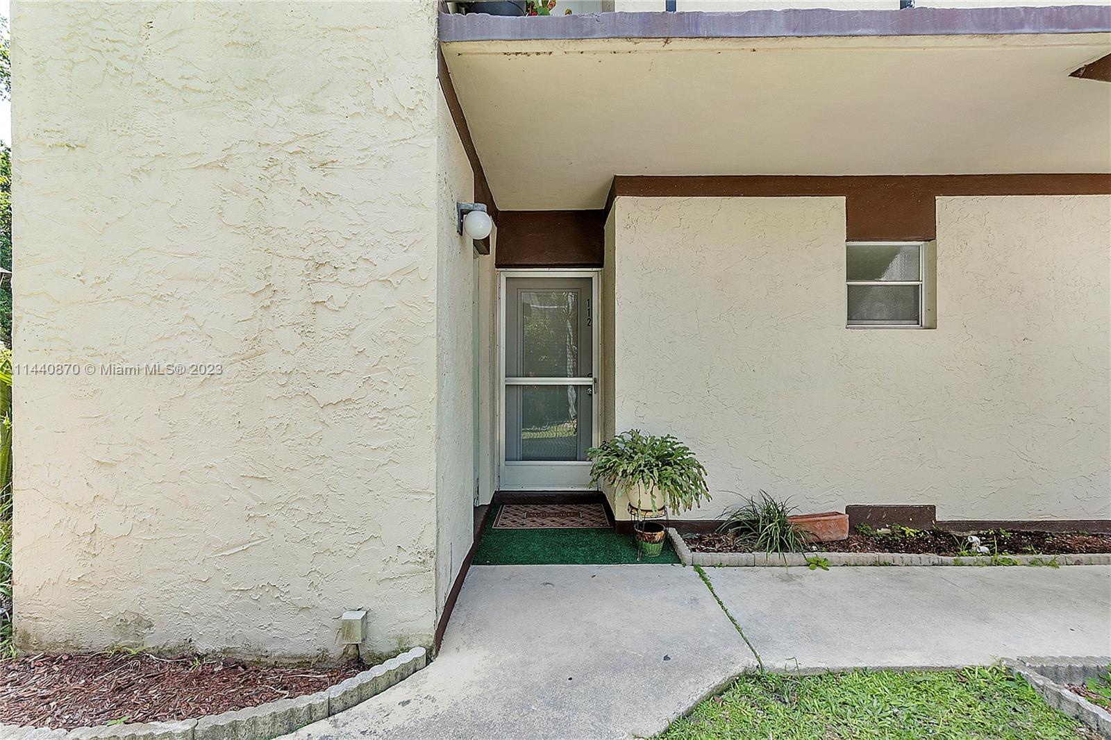 2 N Greenway Vlg N # 112