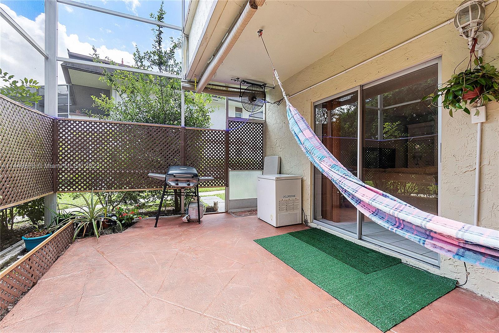 2 N Greenway Vlg N # 112