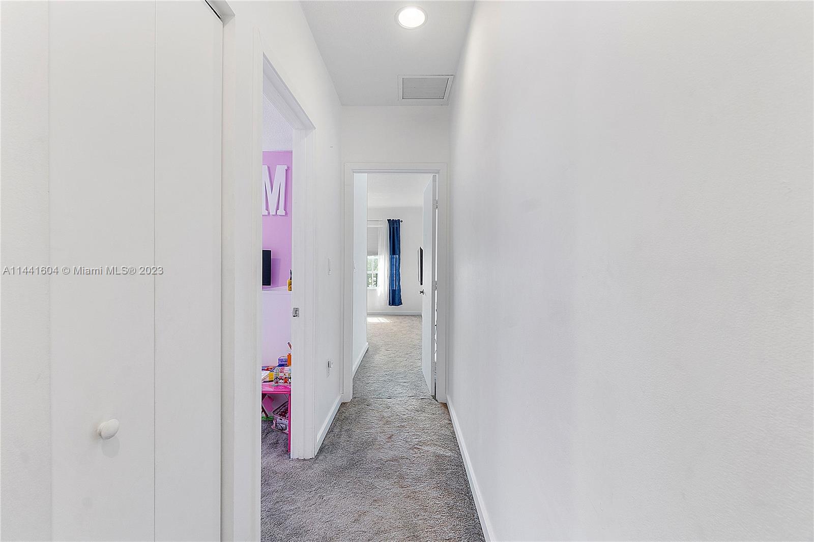 1366 NW 34th Way