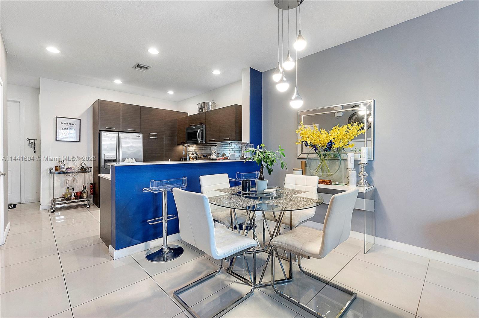 1366 NW 34th Way