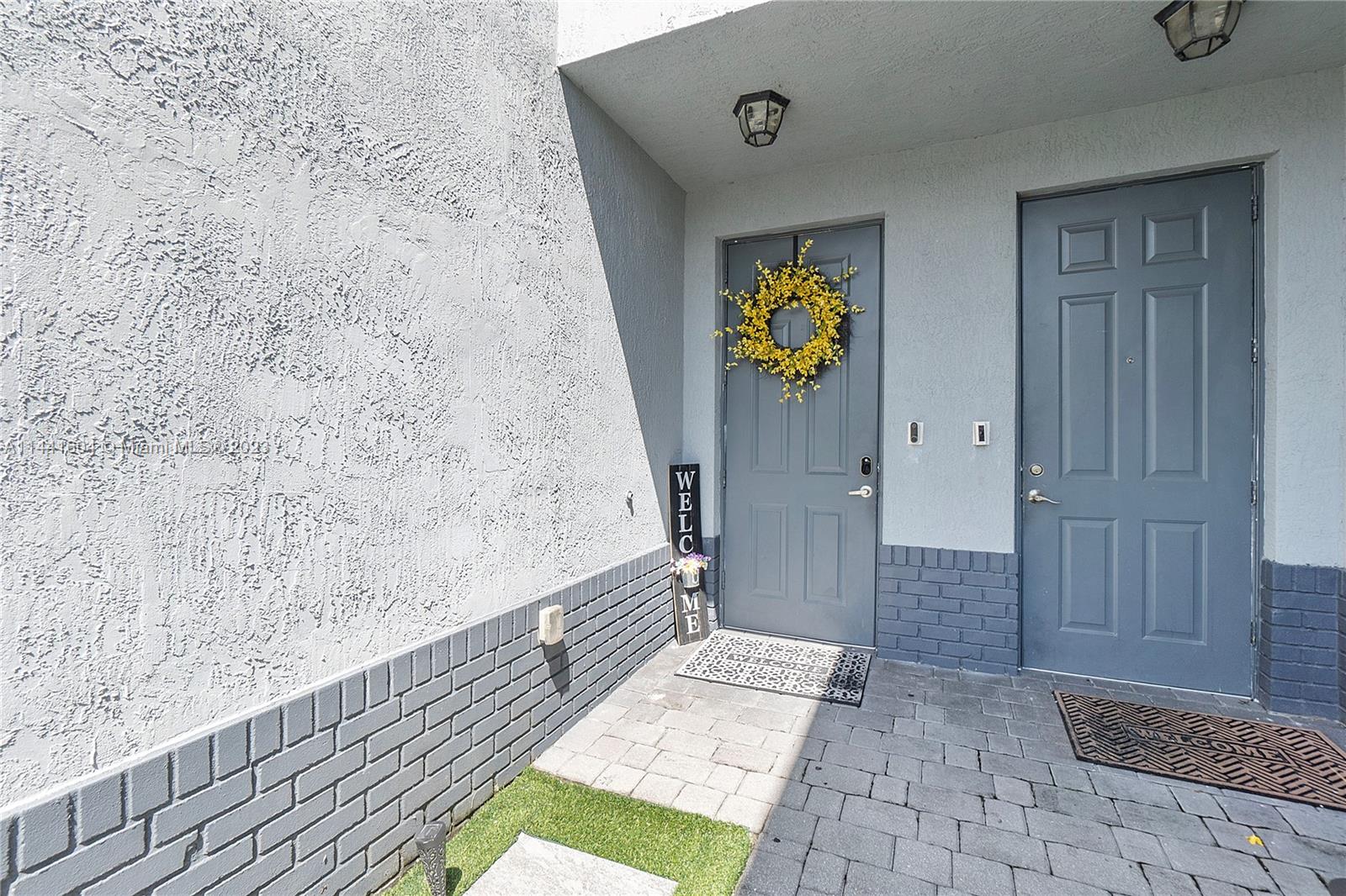 1366 NW 34th Way