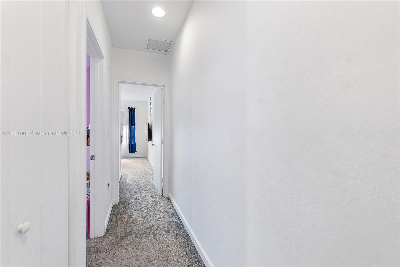 1366 NW 34th Way