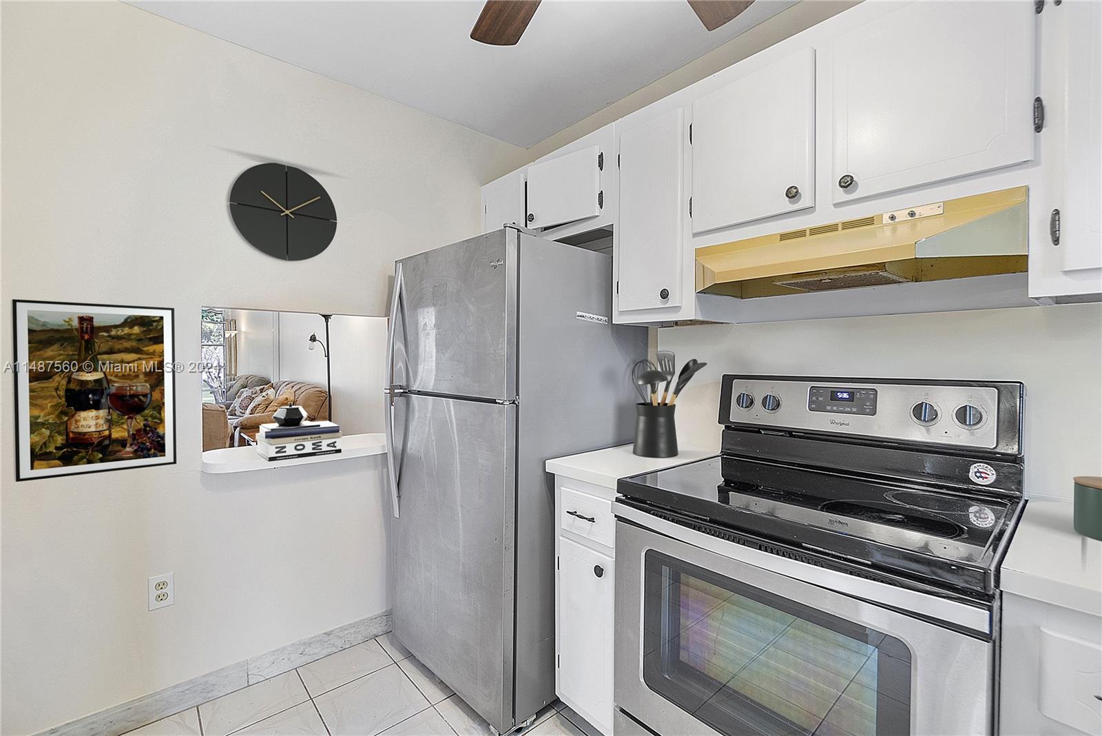 2871 E Sunrise Lakes Dr Unit: 211