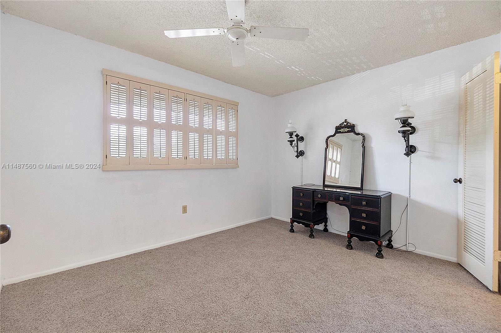 2871 E Sunrise Lakes Dr Unit: 211