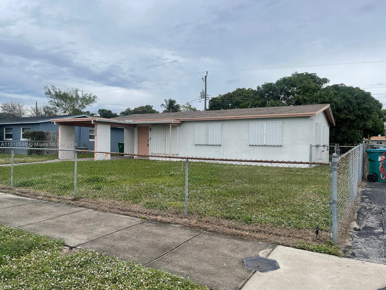 1770 NW 35th Way