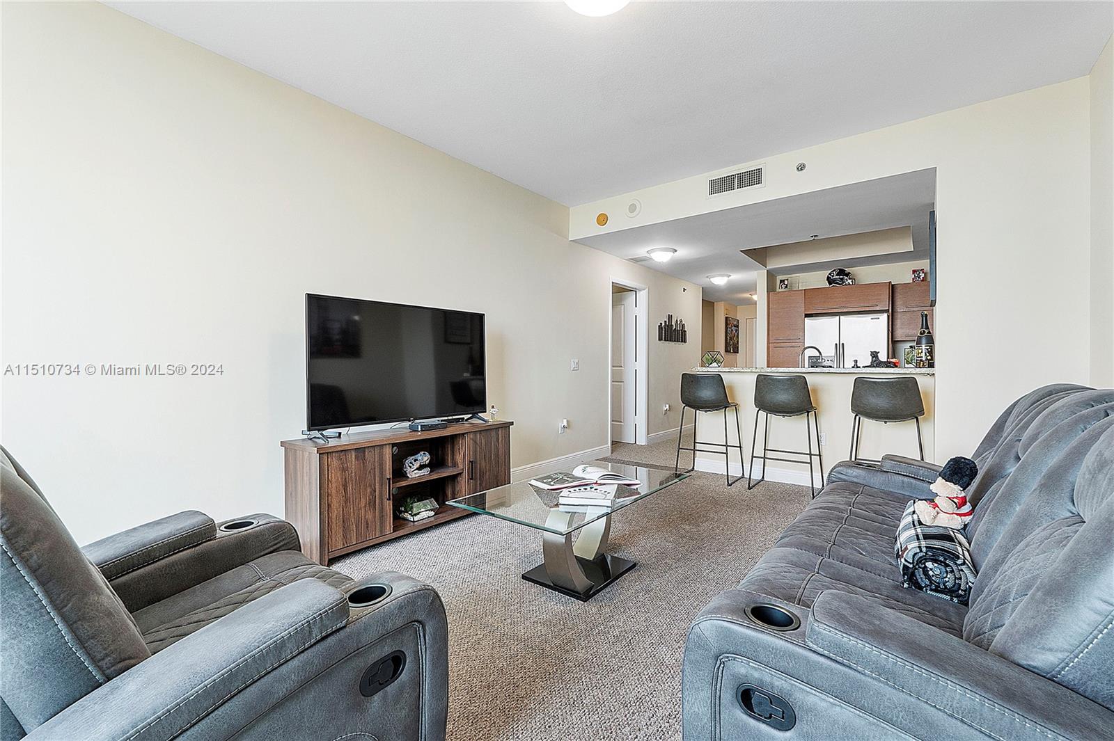 2681 N Flamingo Rd # 2507S