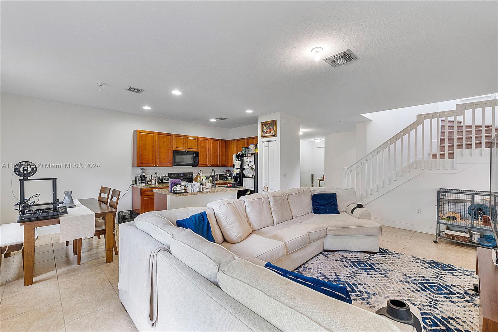 4939 NW 55th Pl