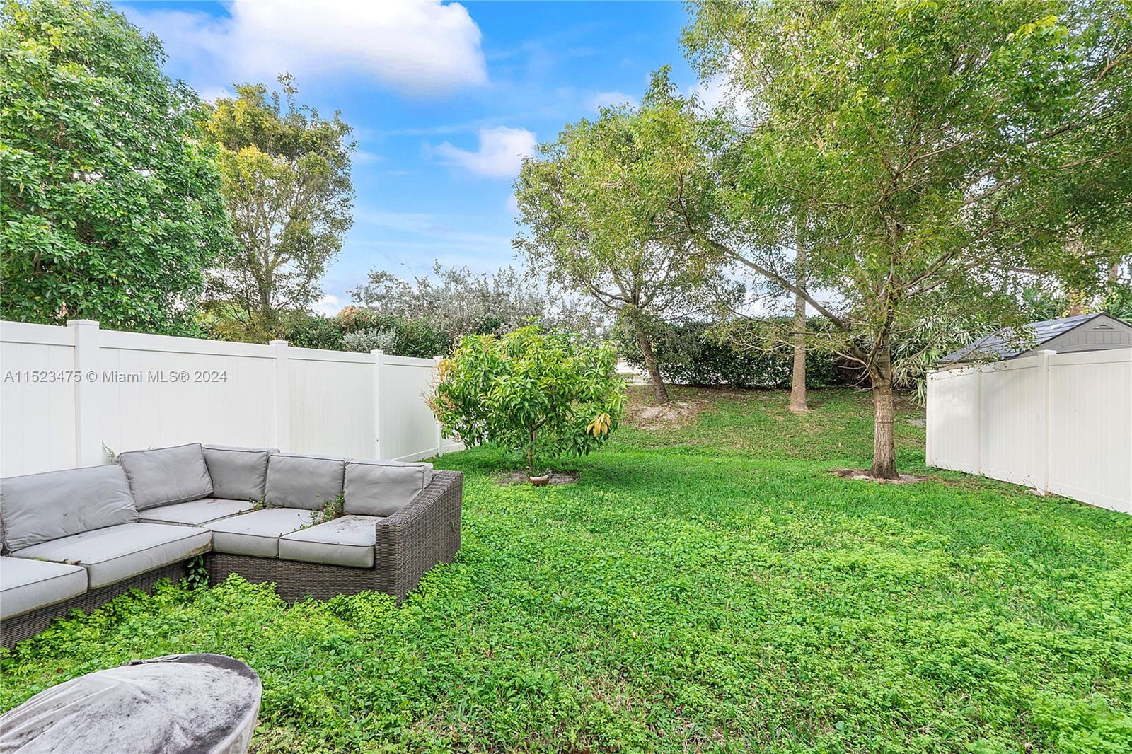 4939 NW 55th Pl