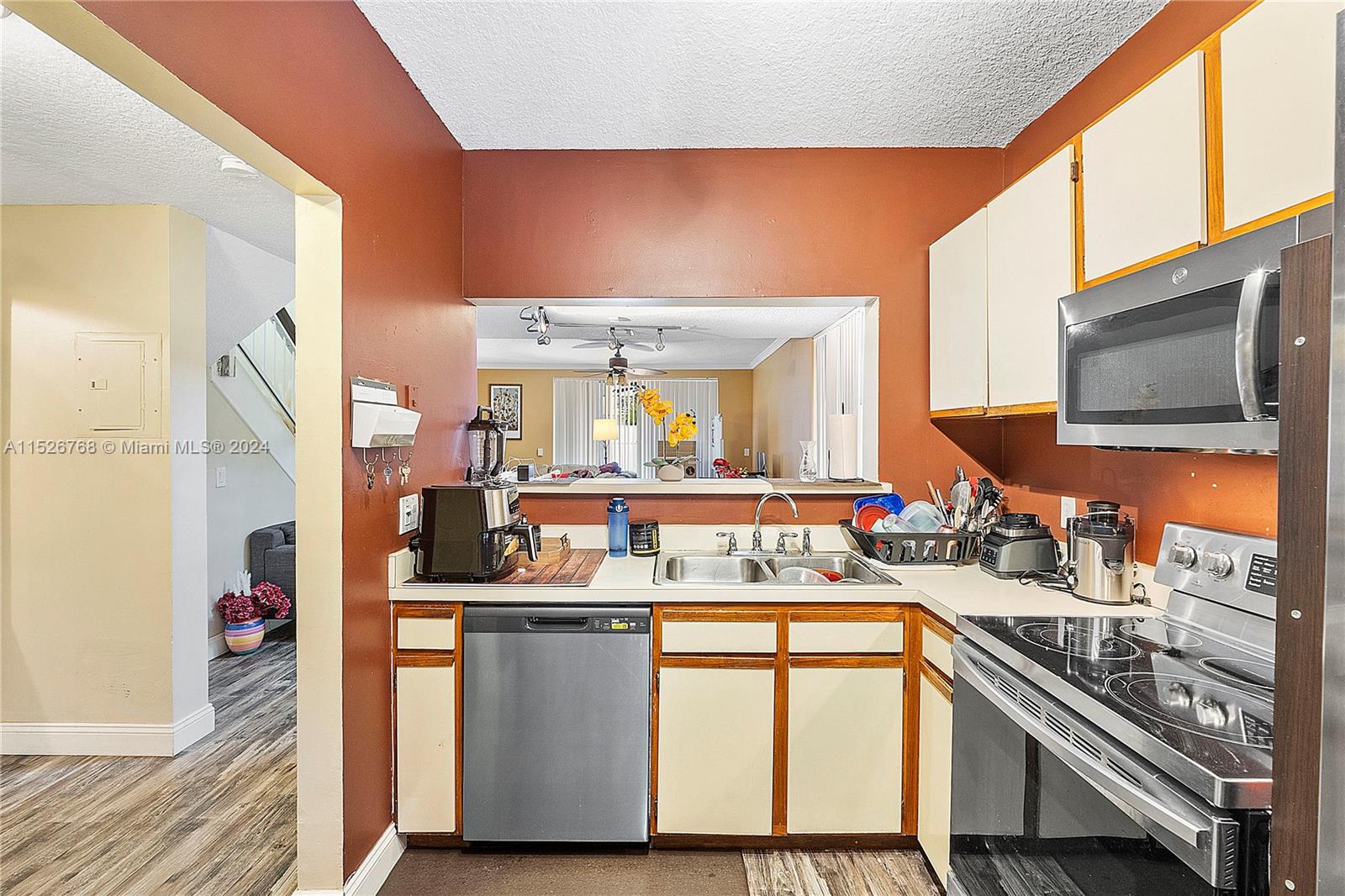 2327 SW 82nd Way # 2327