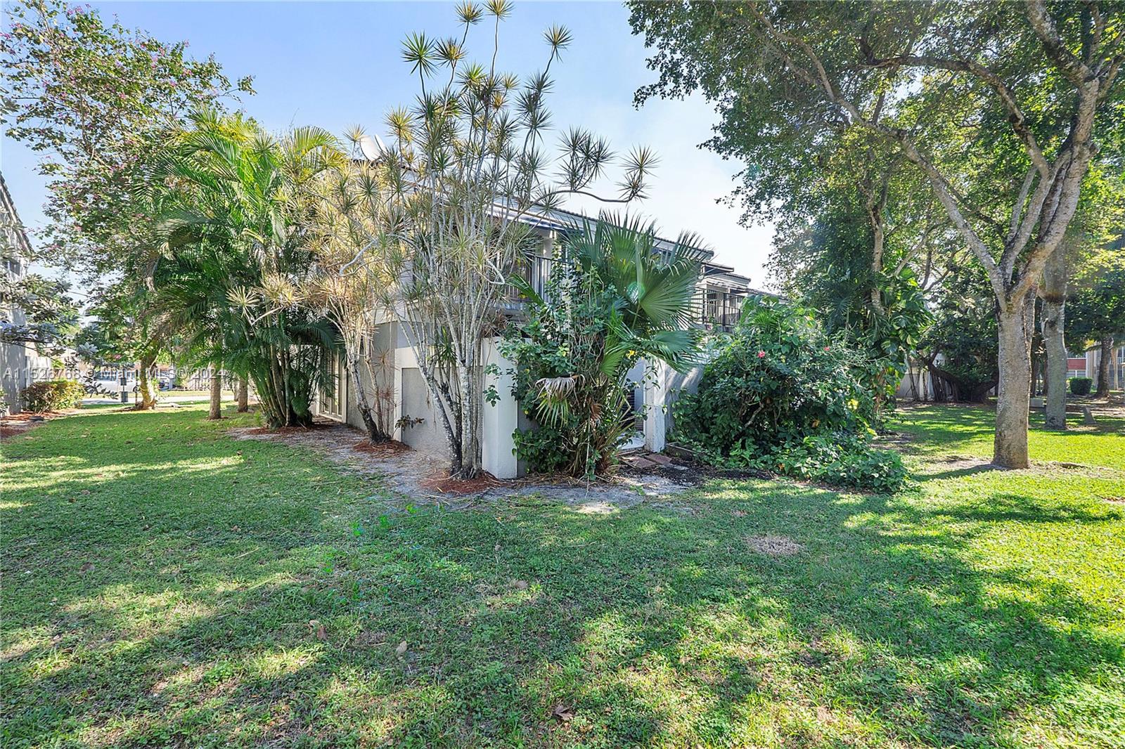 2327 SW 82nd Way # 2327