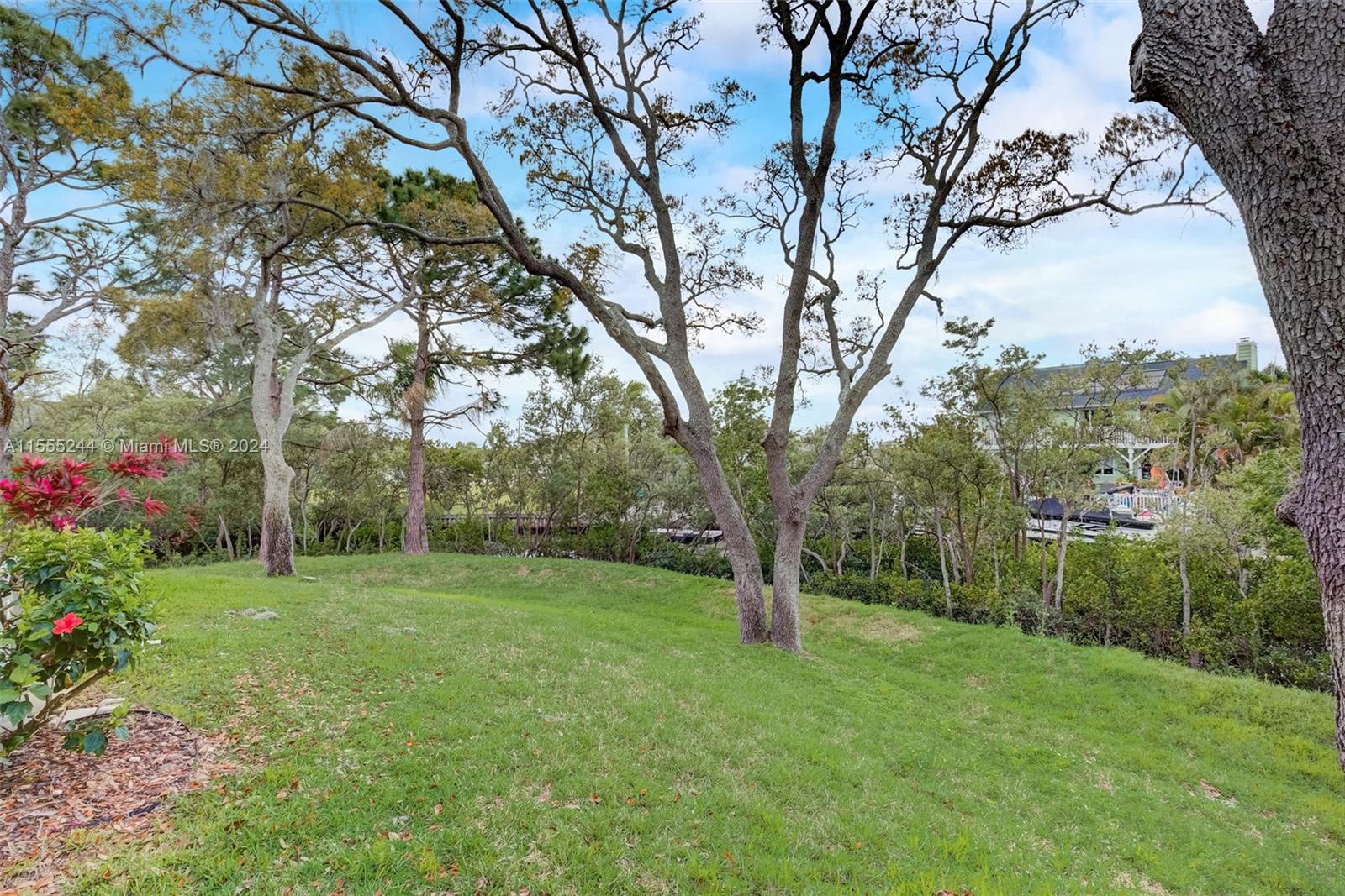 1642 Seascape Cir # 202