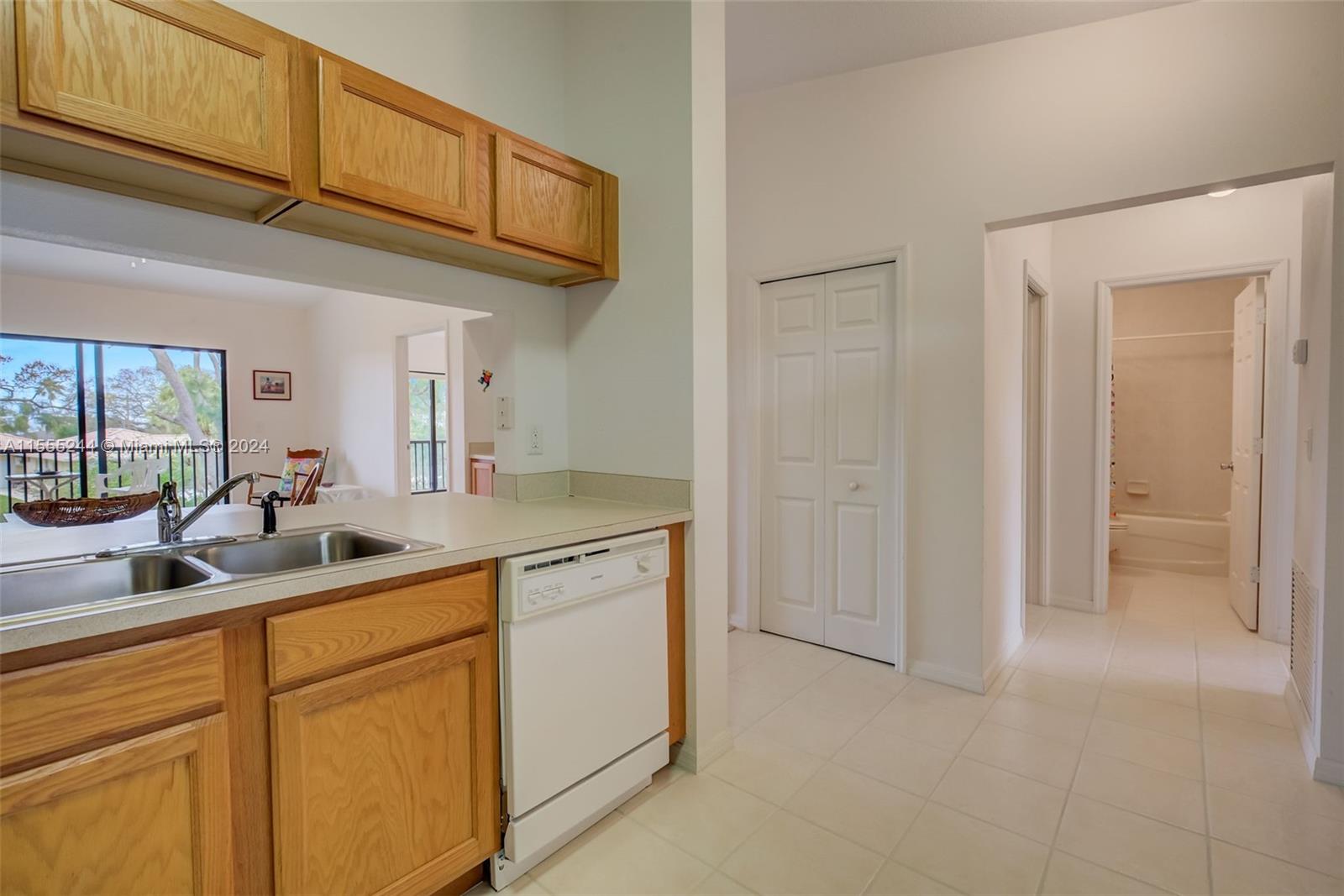 1642 Seascape Cir # 202