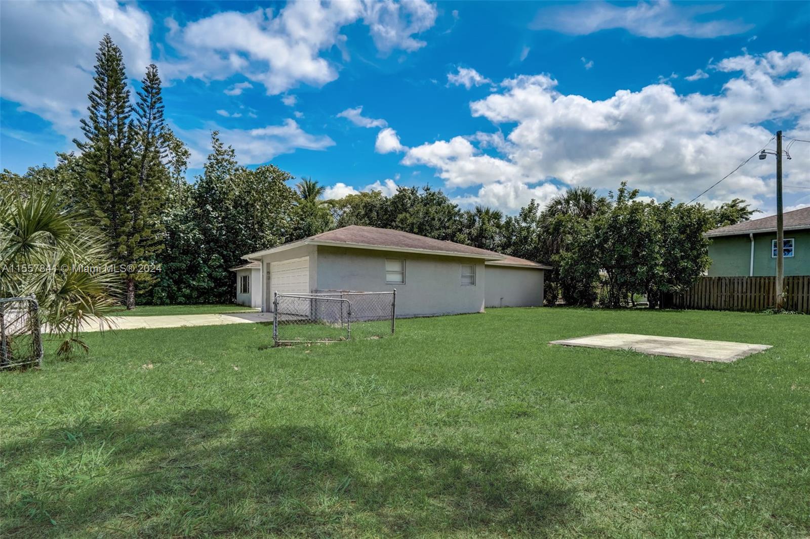 17395 Bendross Rd