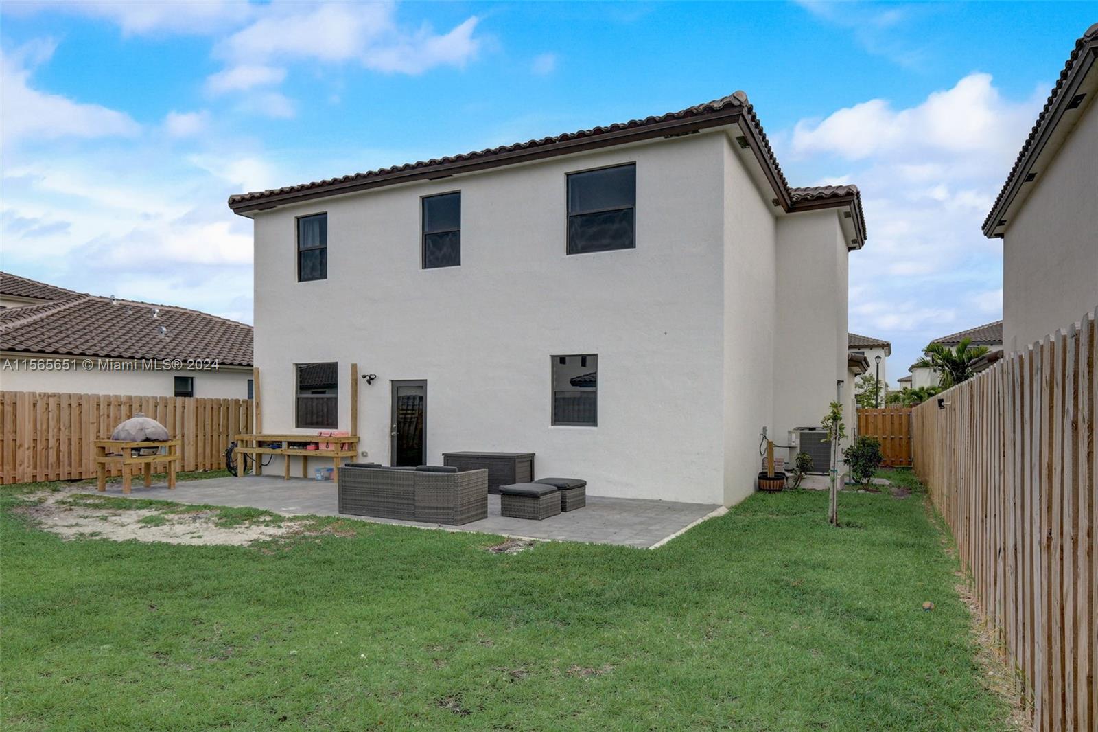 11871 SW 242nd Ter