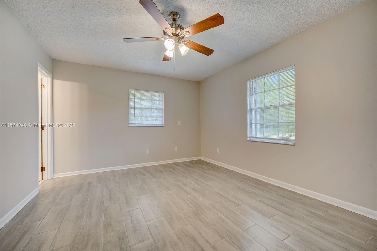 8795 98th Ct