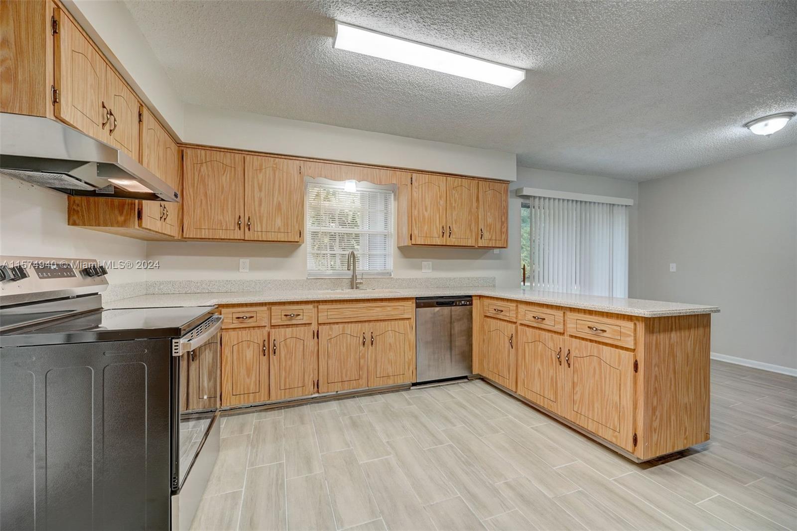 8795 98th Ct
