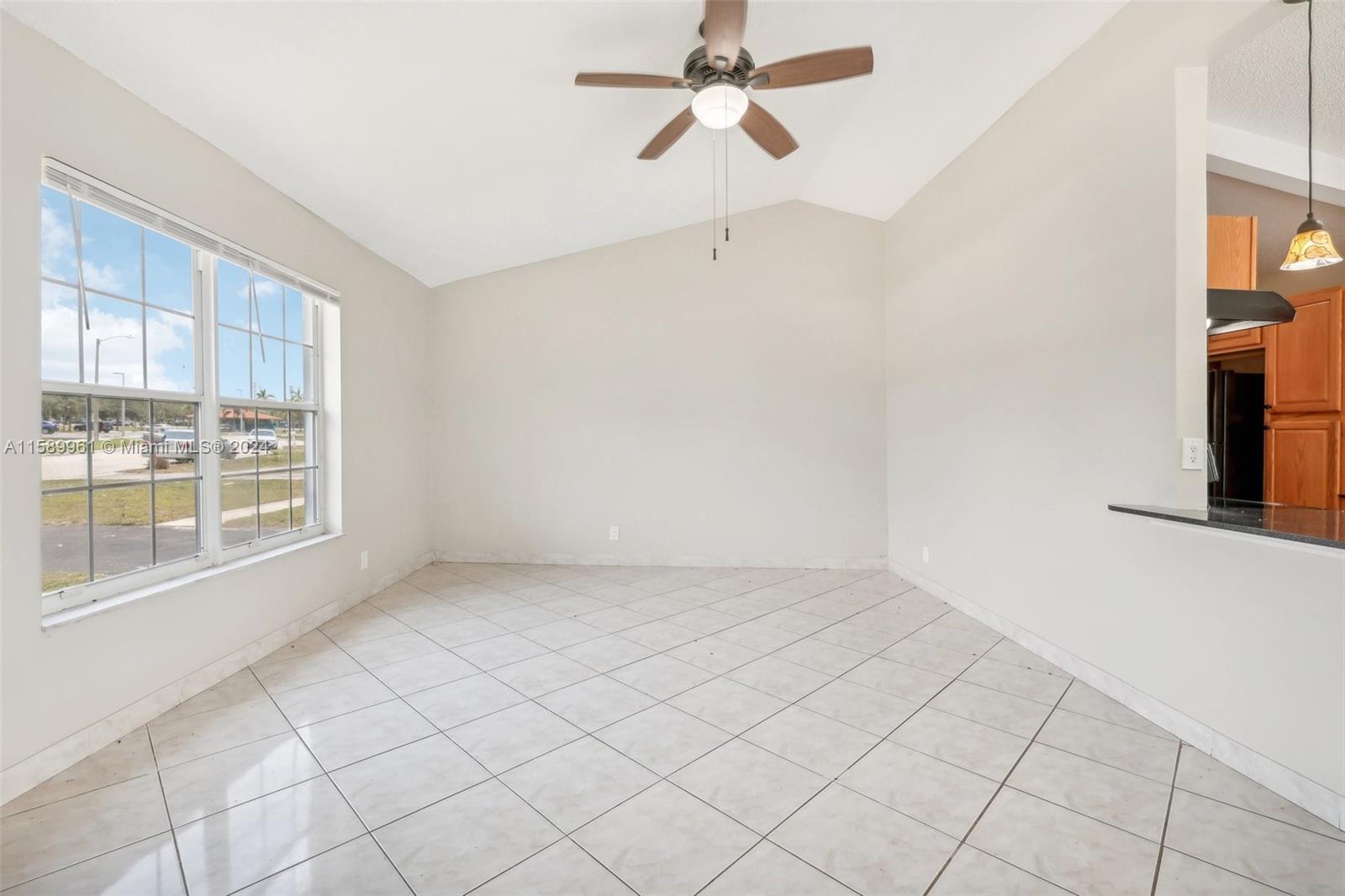 5575 SW 8th Ct