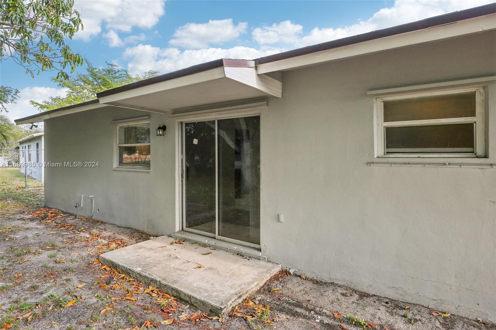 3270 NW 197th St