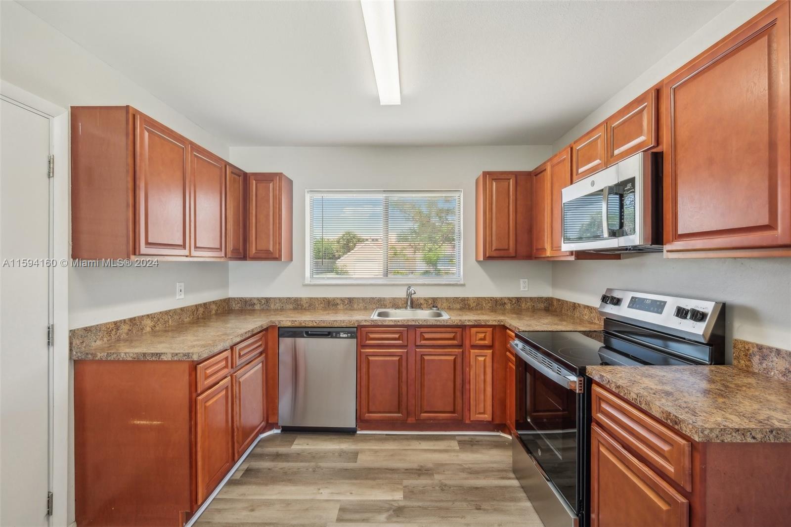 1701 SE Cascella Ct, Port St. Lucie