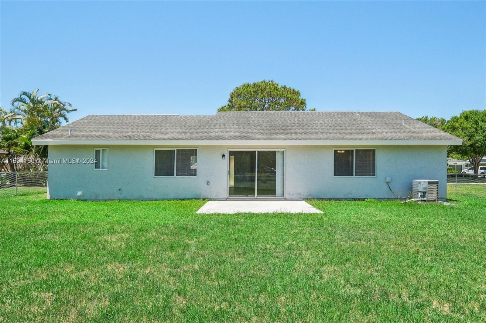 1701 SE Cascella Ct, Port St. Lucie