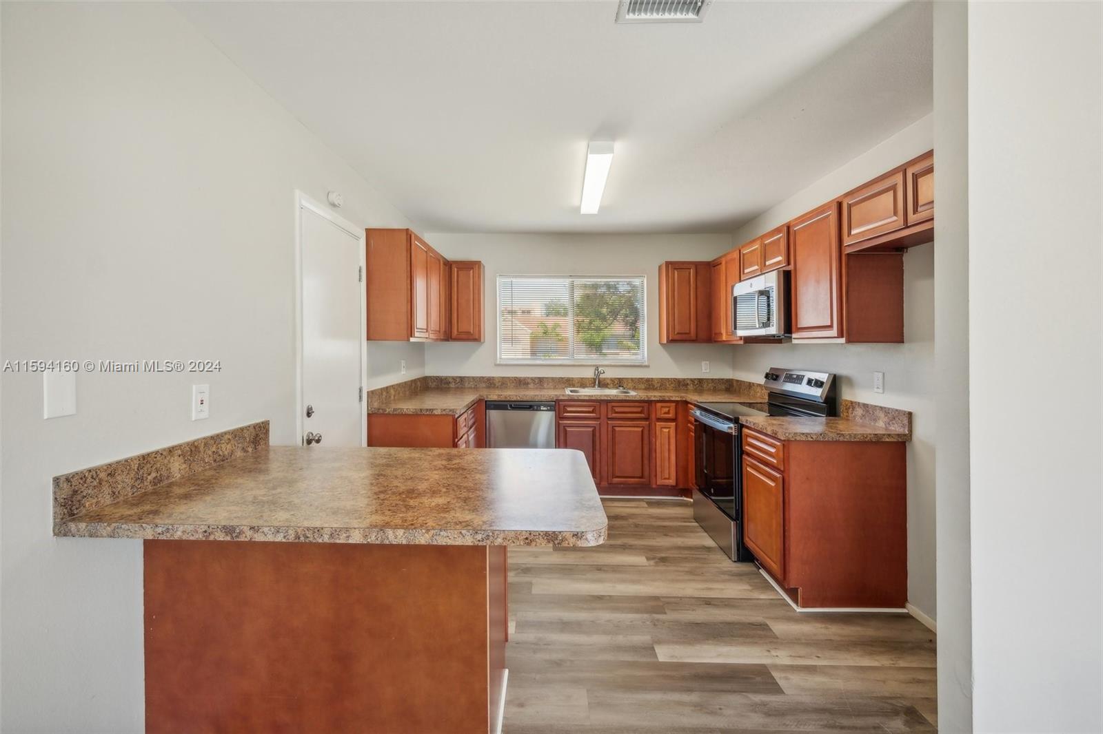 1701 SE Cascella Ct, Port St. Lucie