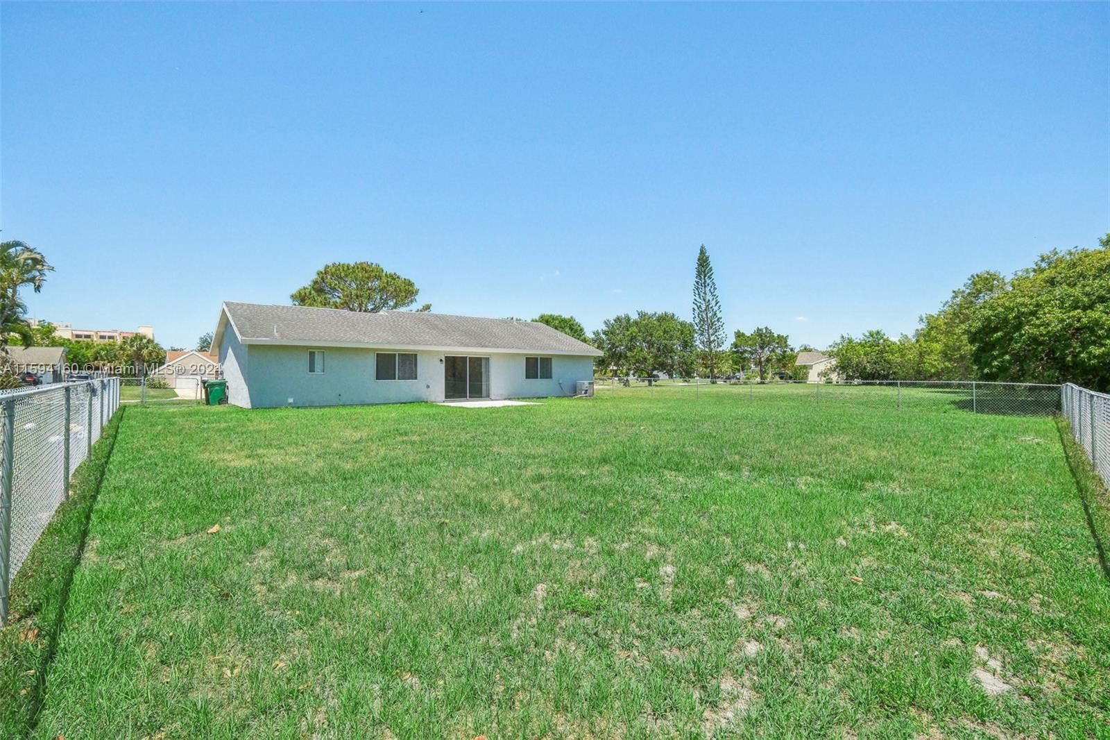 1701 SE Cascella Ct, Port St. Lucie