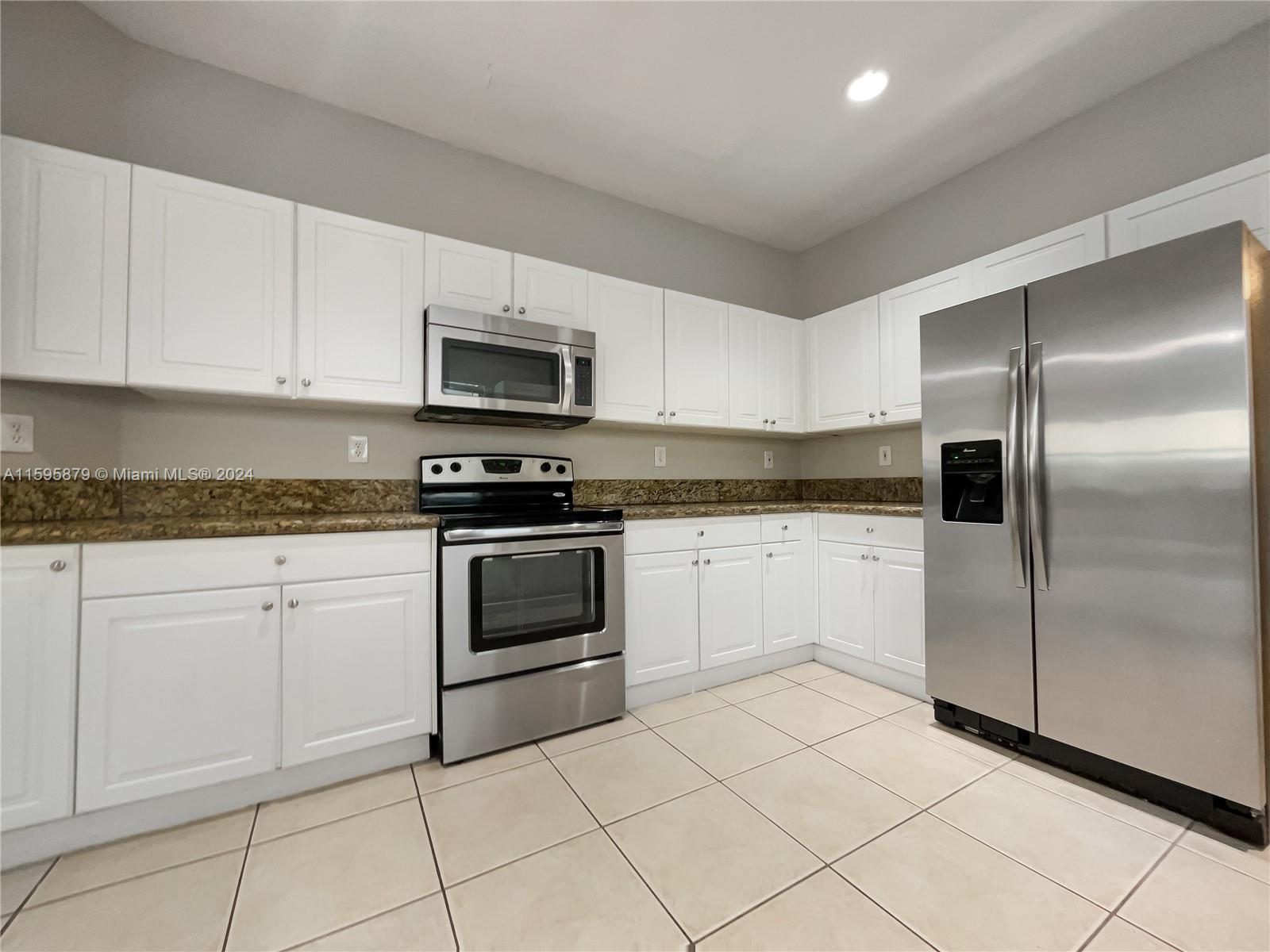 394 NE 36th Avenue Rd