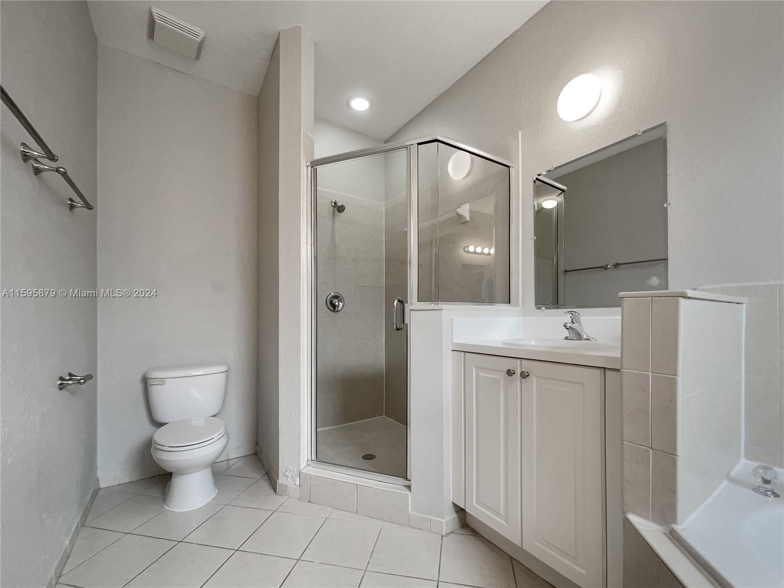 394 NE 36th Avenue Rd
