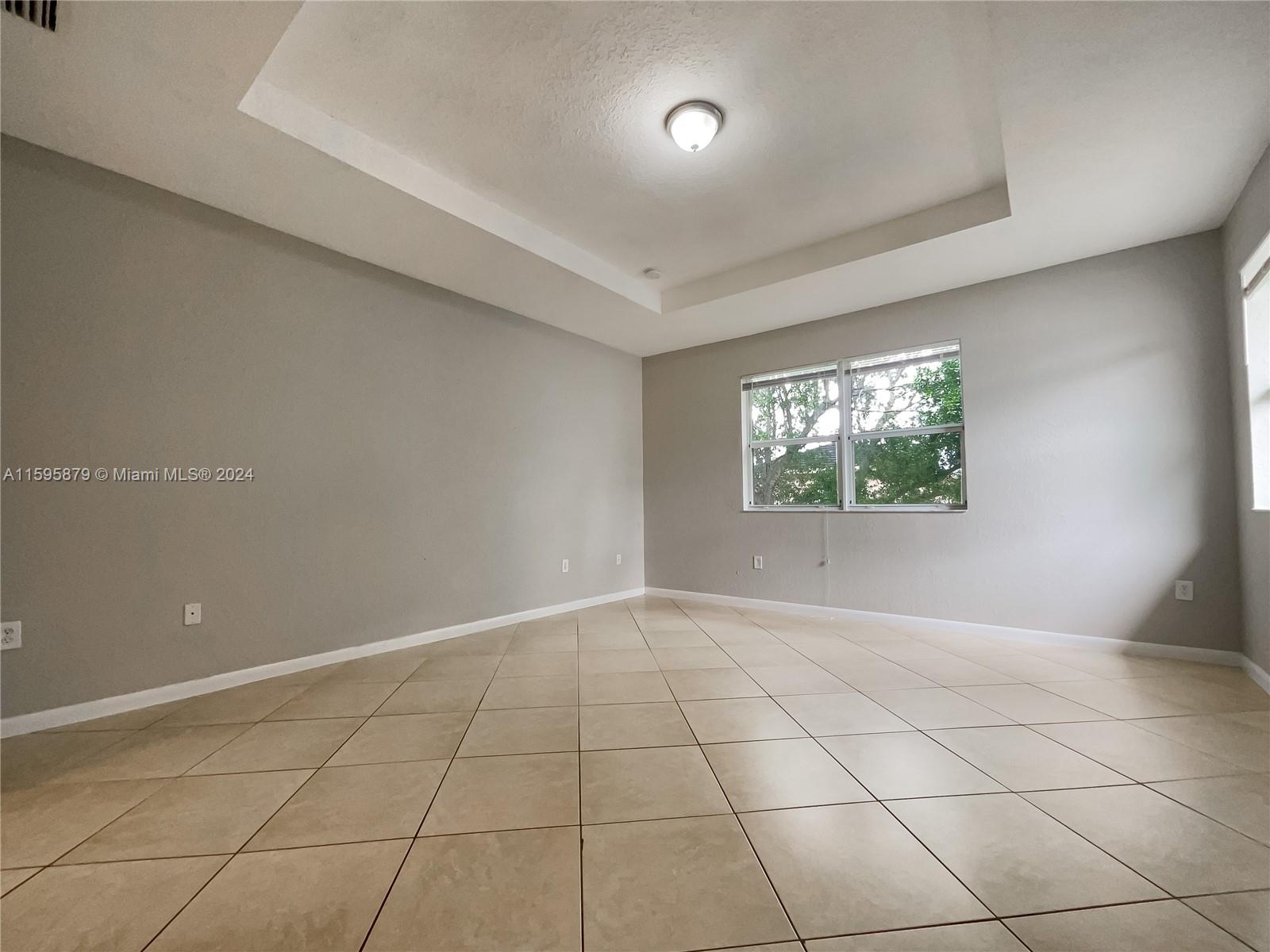 394 NE 36th Avenue Rd