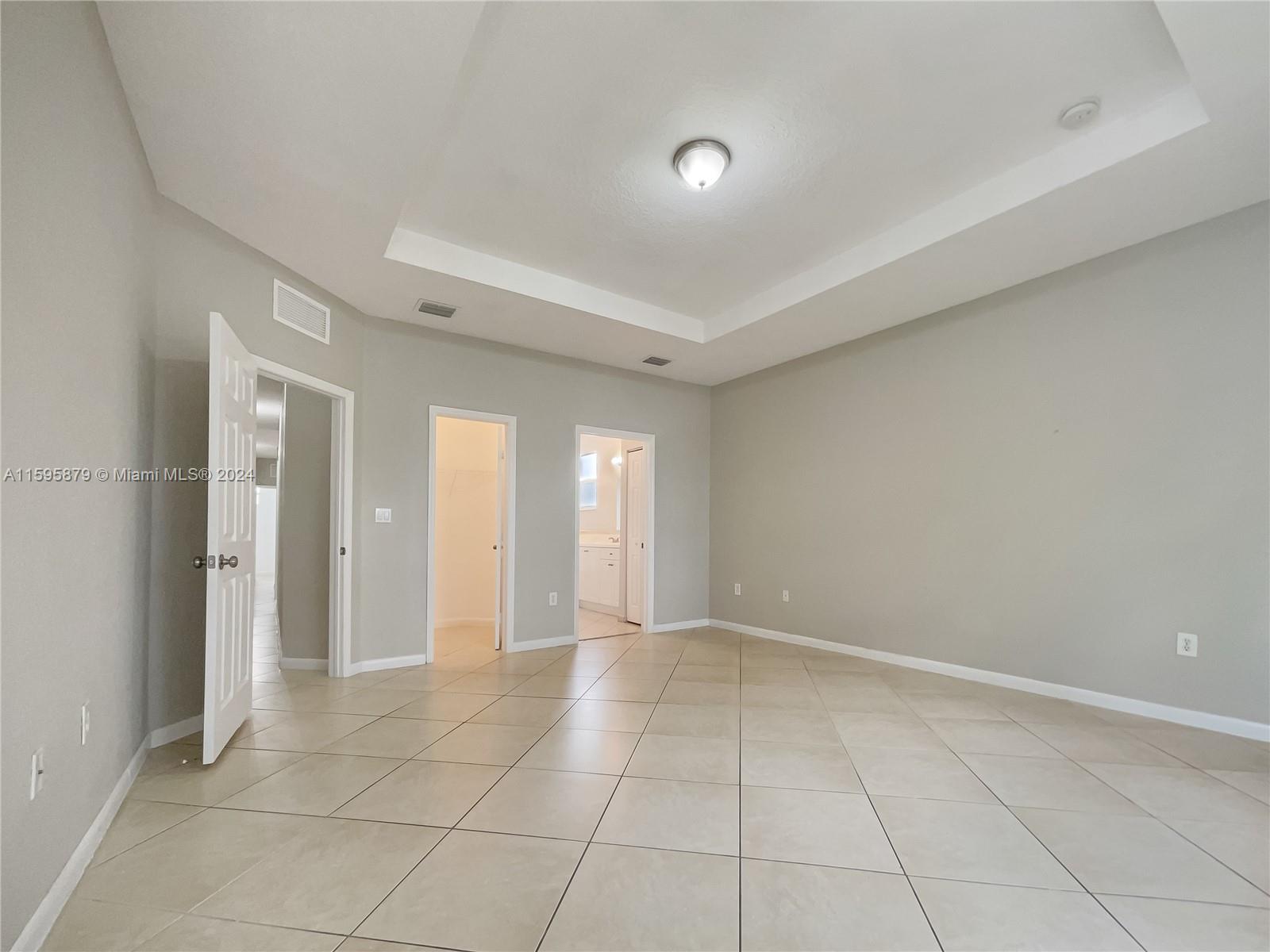 394 NE 36th Avenue Rd