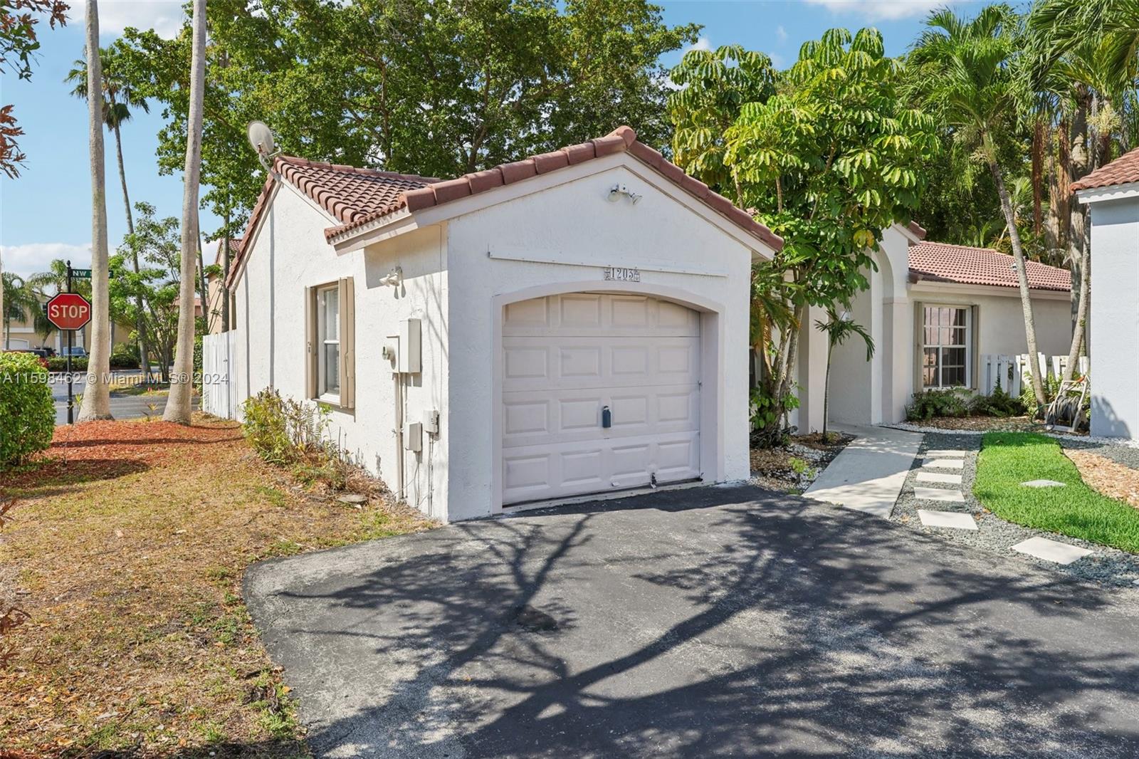 1203 NW 126th Ave