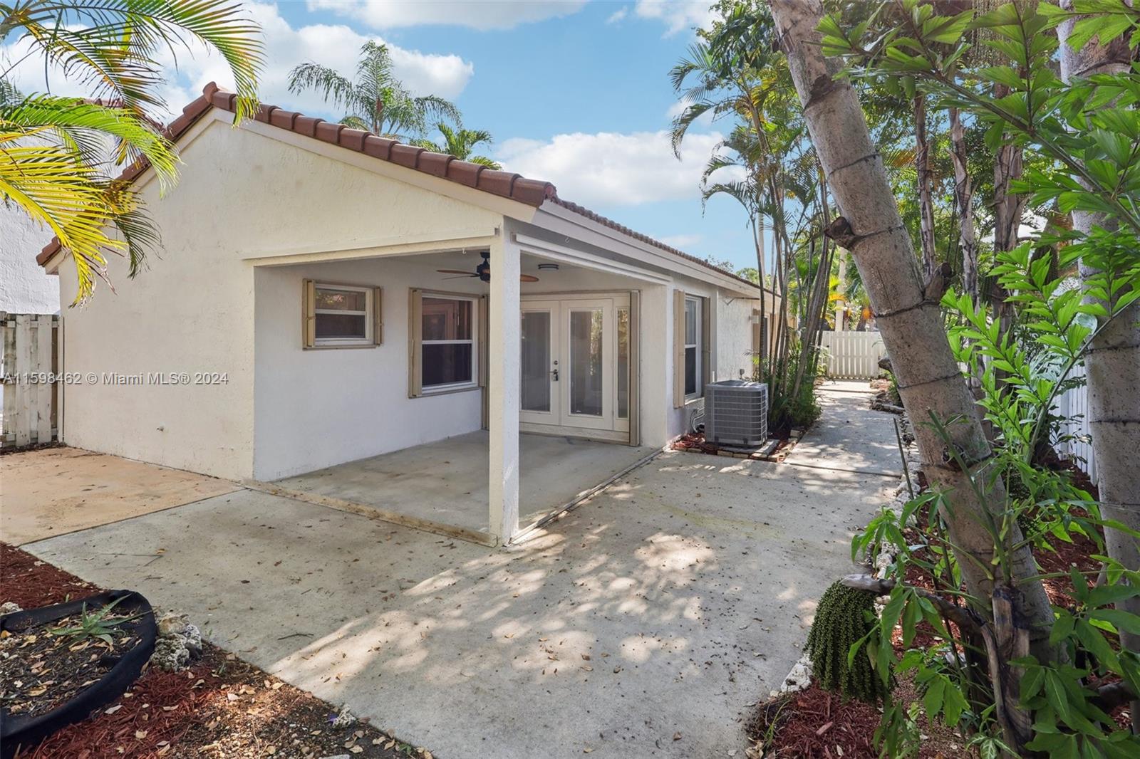 1203 NW 126th Ave