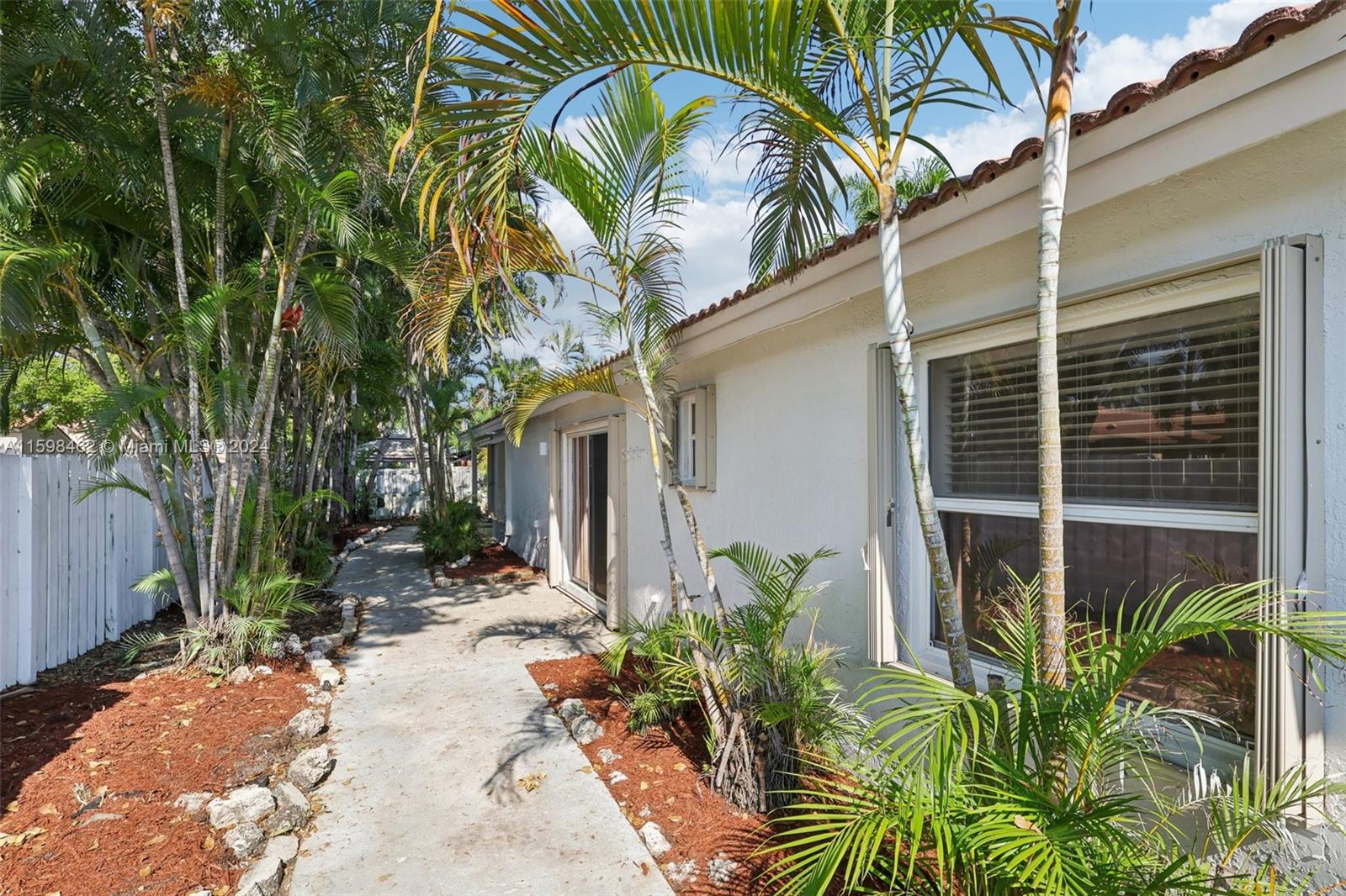 1203 NW 126th Ave