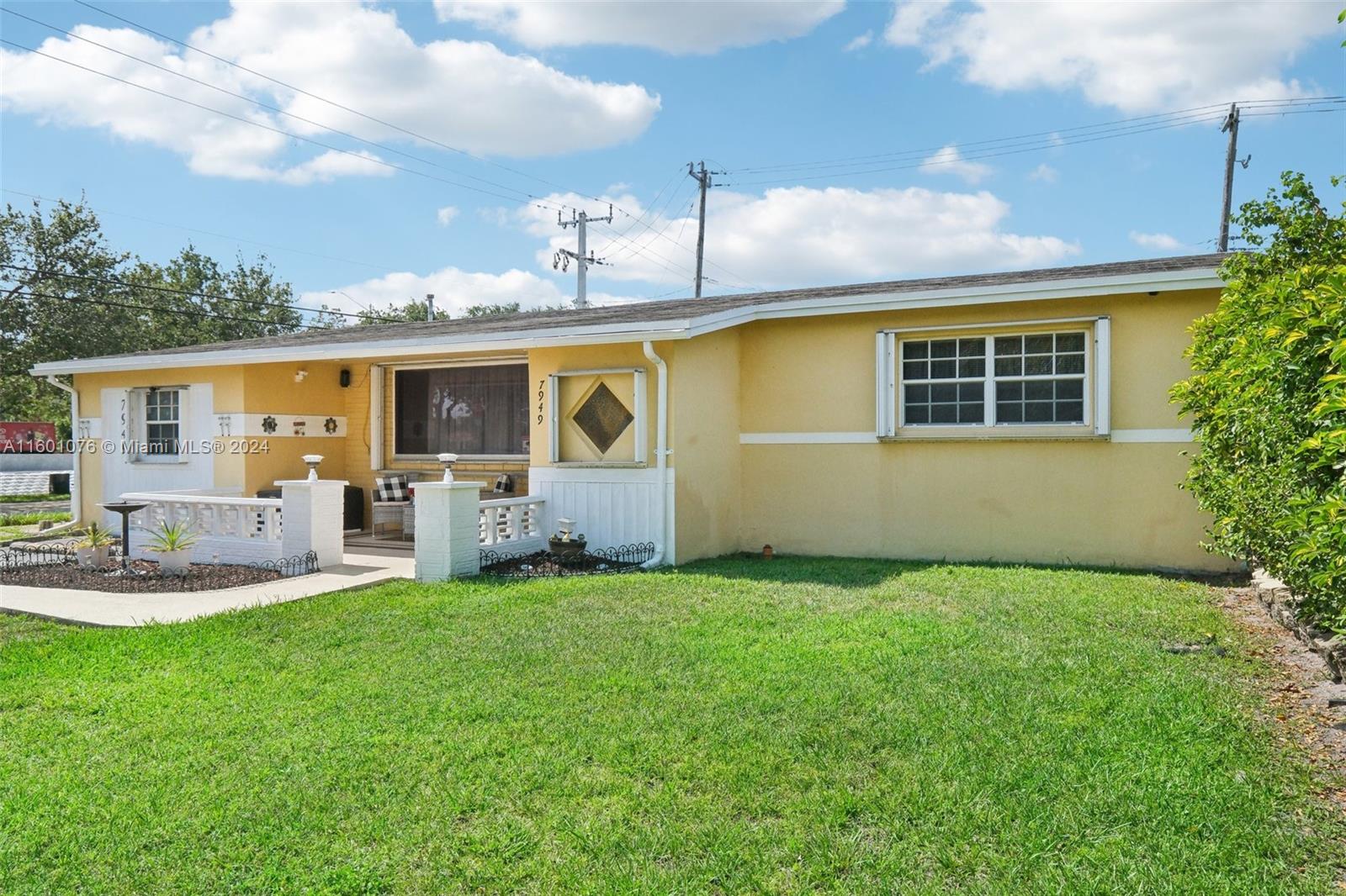 7949 Fairway Blvd