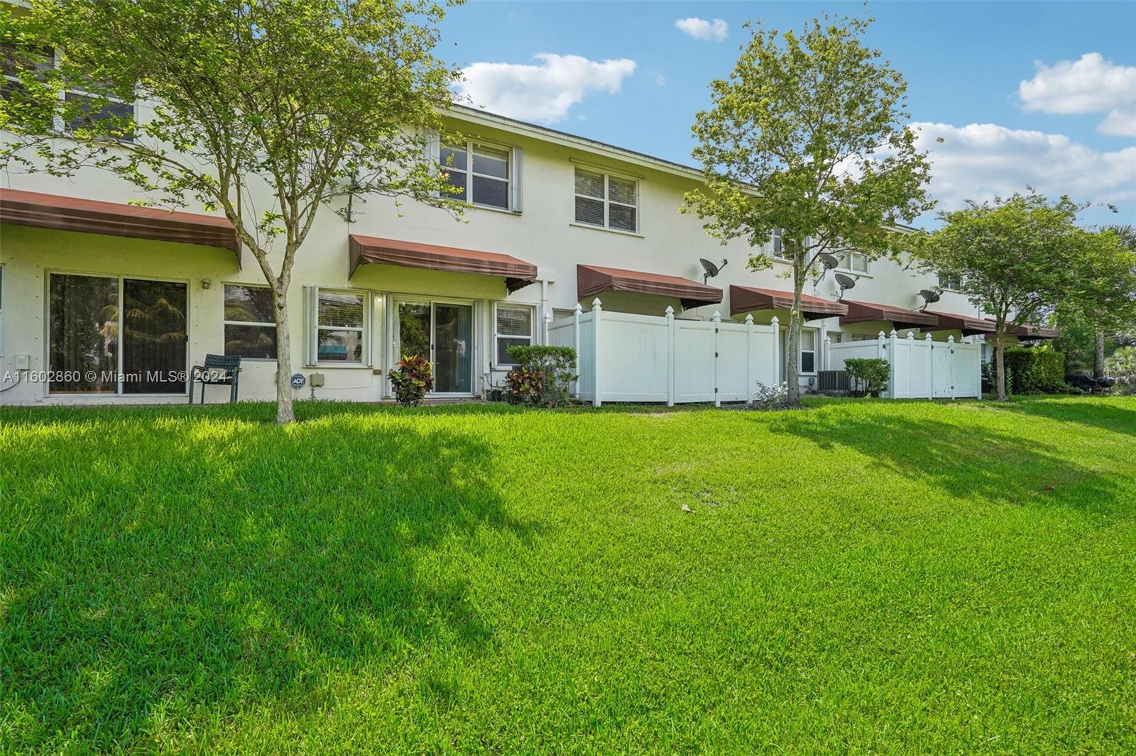 3011 NW 30th Ter