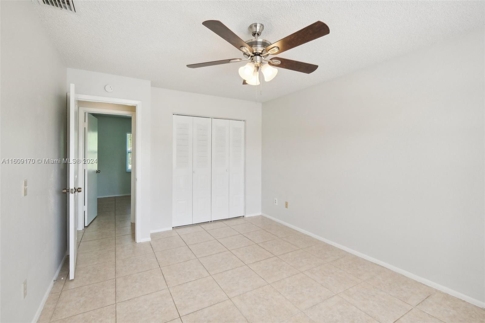1341 SE Belcrest St, Port St. Lucie