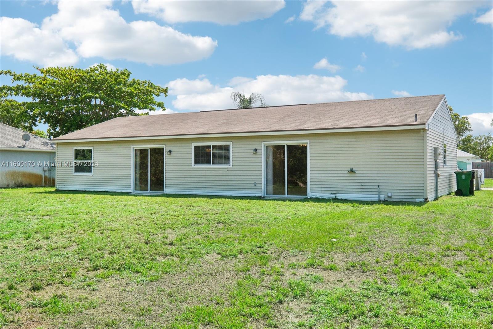 1341 SE Belcrest St, Port St. Lucie