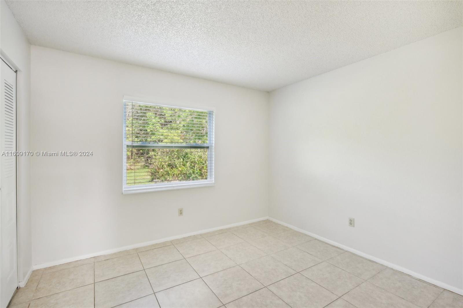 1341 SE Belcrest St, Port St. Lucie