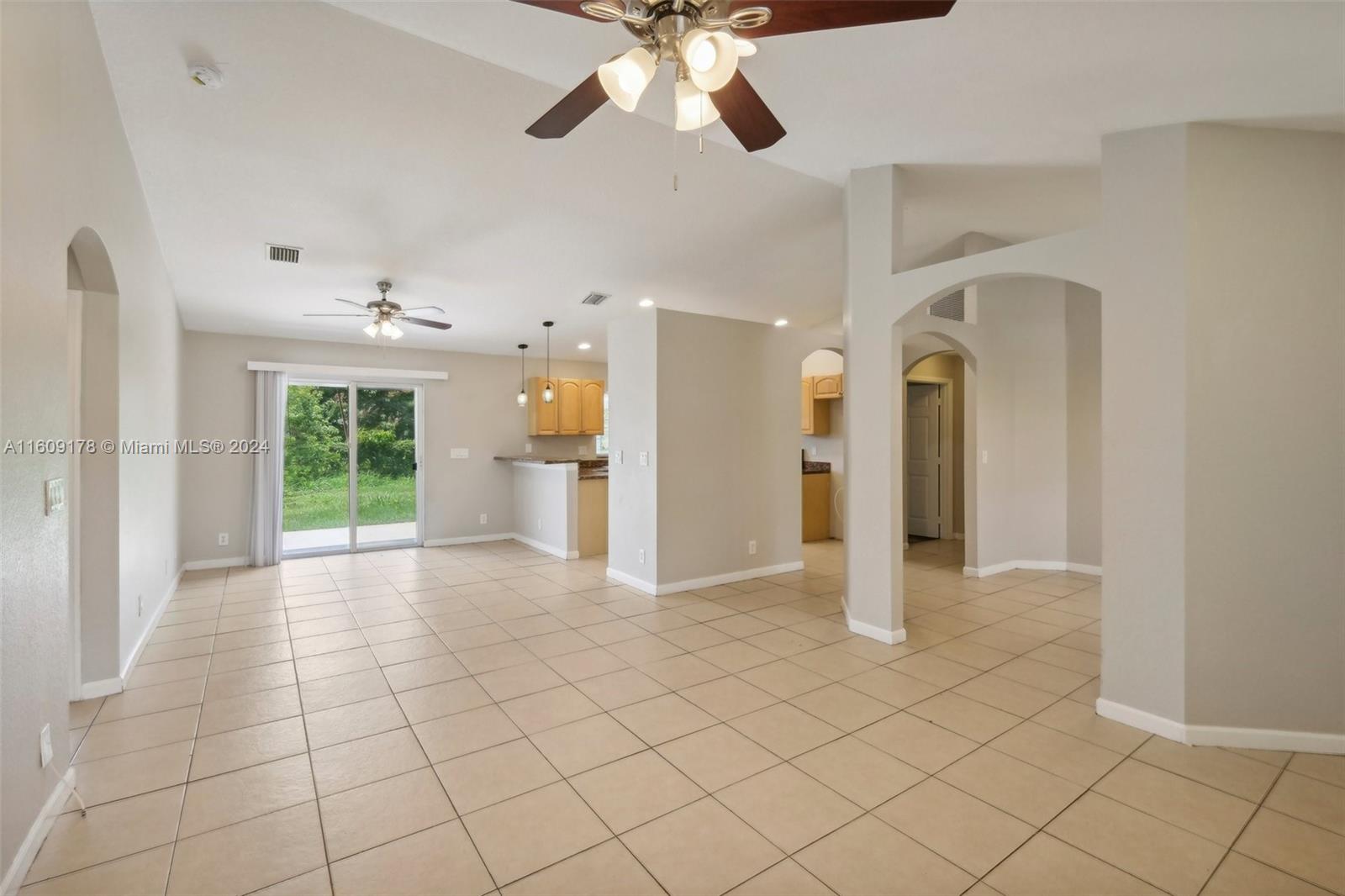 514 SW Prado Ave, Port St. Lucie