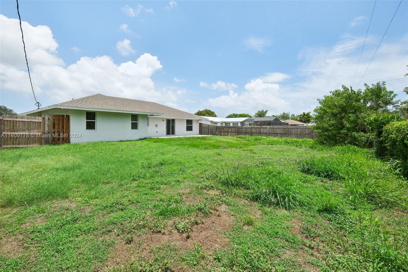 514 SW Prado Ave, Port St. Lucie