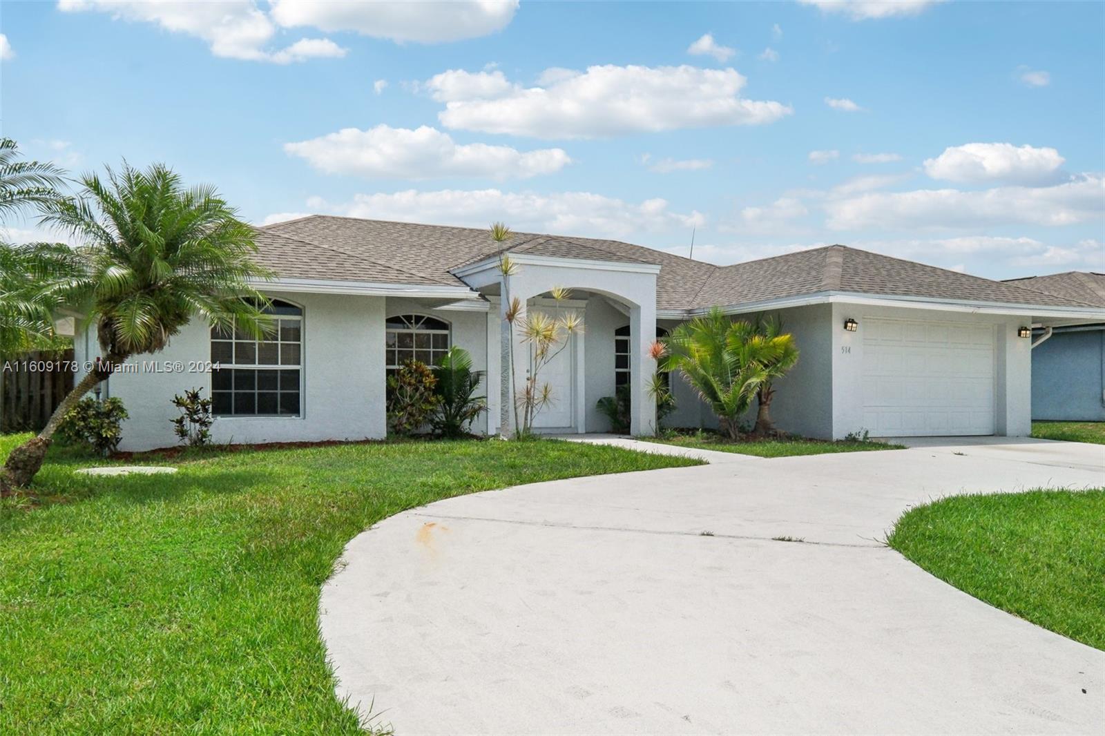 514 SW Prado Ave, Port St. Lucie