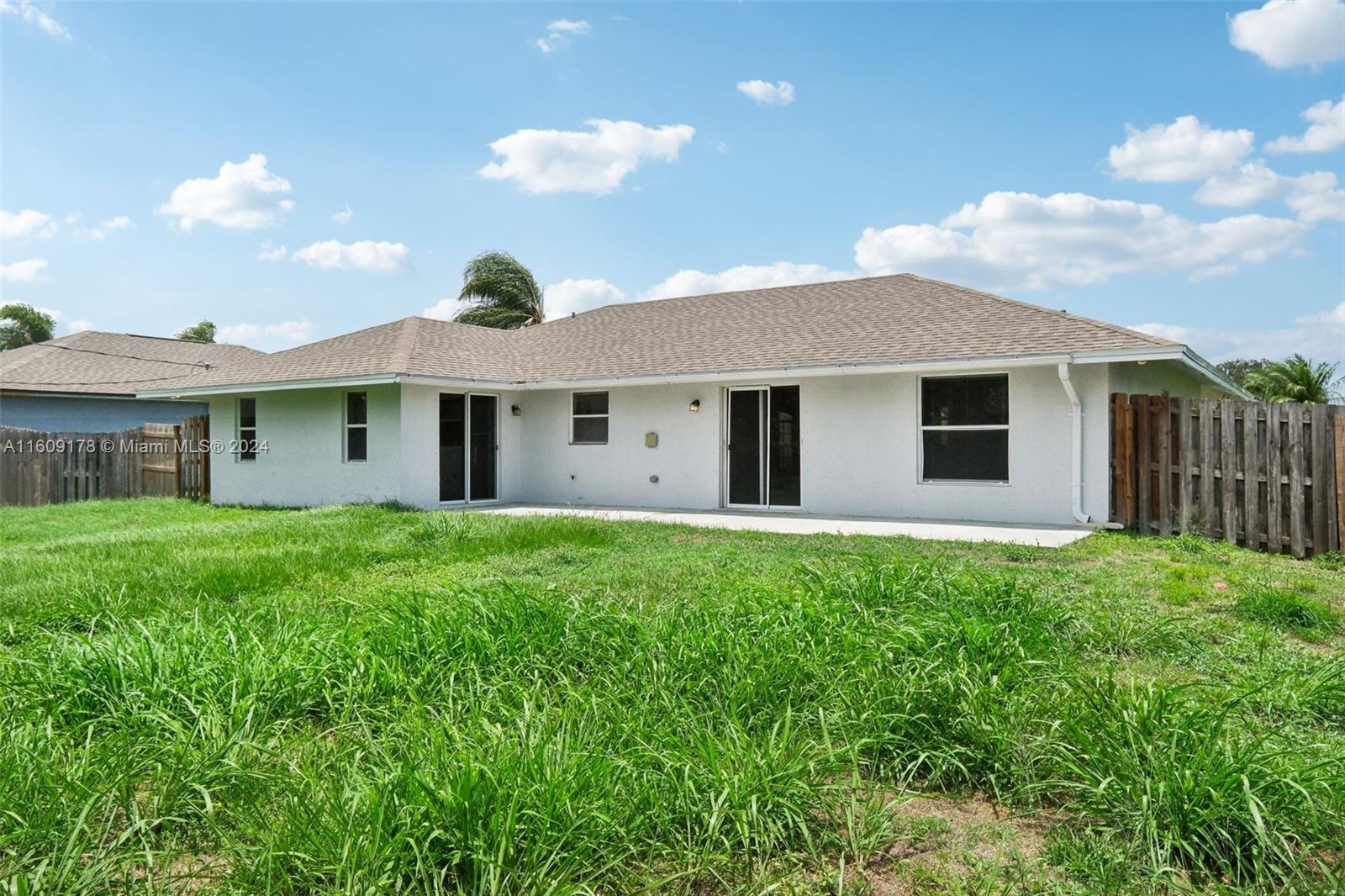 514 SW Prado Ave, Port St. Lucie