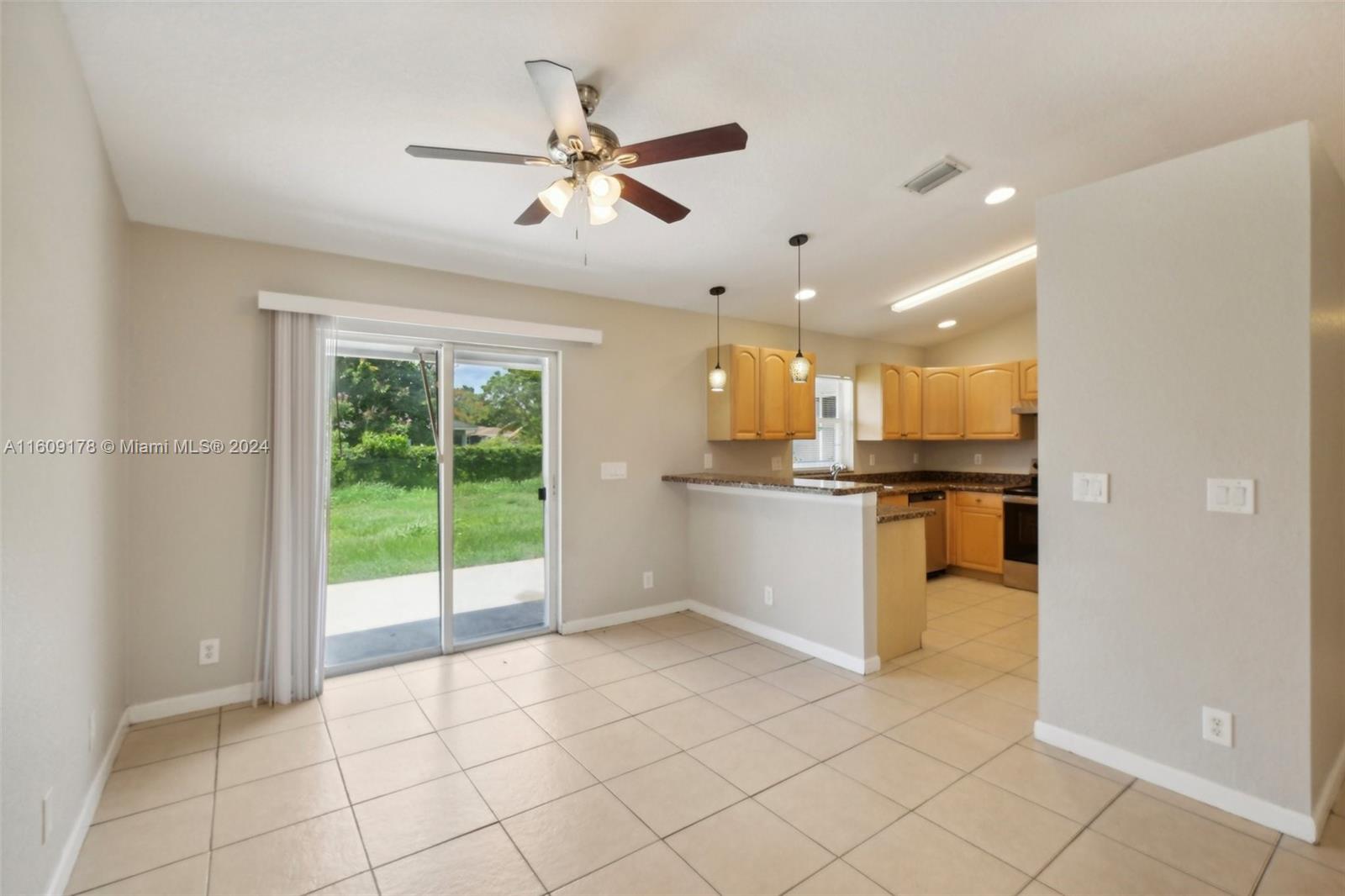 514 SW Prado Ave, Port St. Lucie