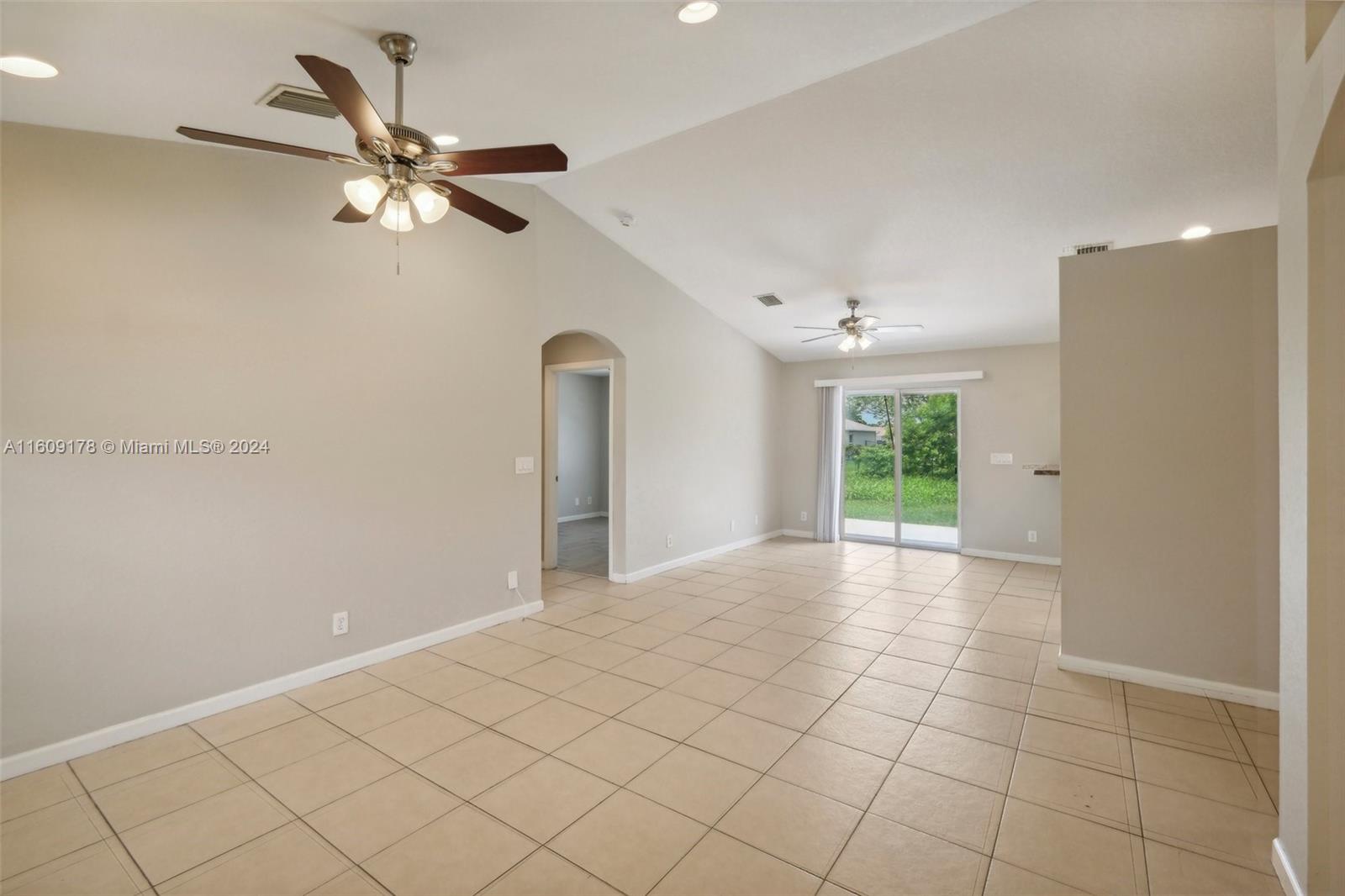 514 SW Prado Ave, Port St. Lucie