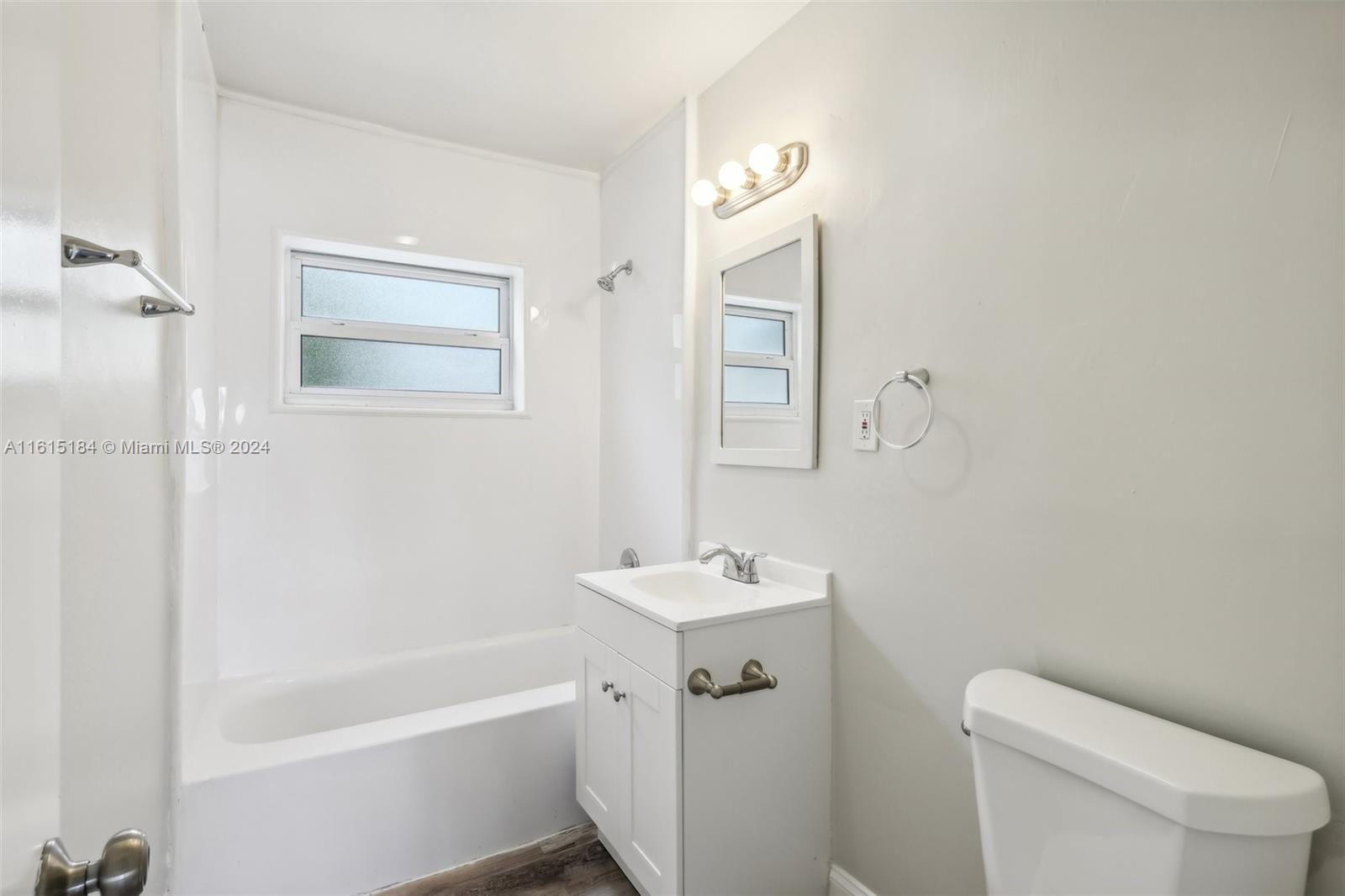 350 NE 56th St