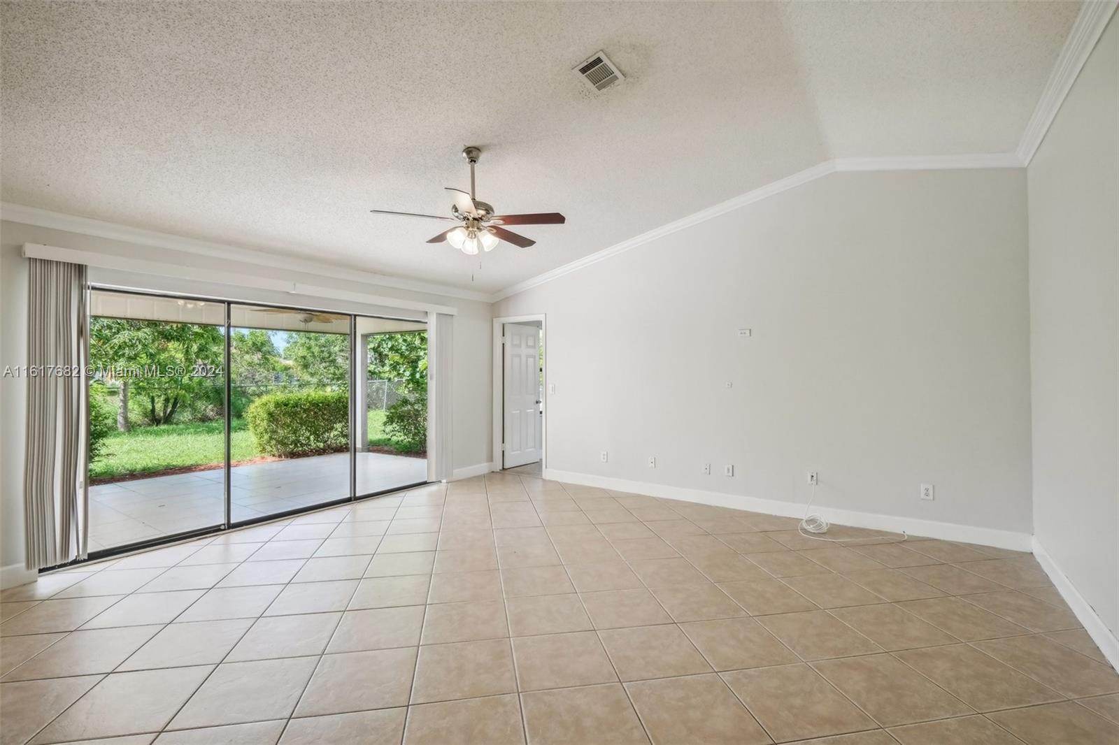 257 SW Whitmore Dr, Port St. Lucie
