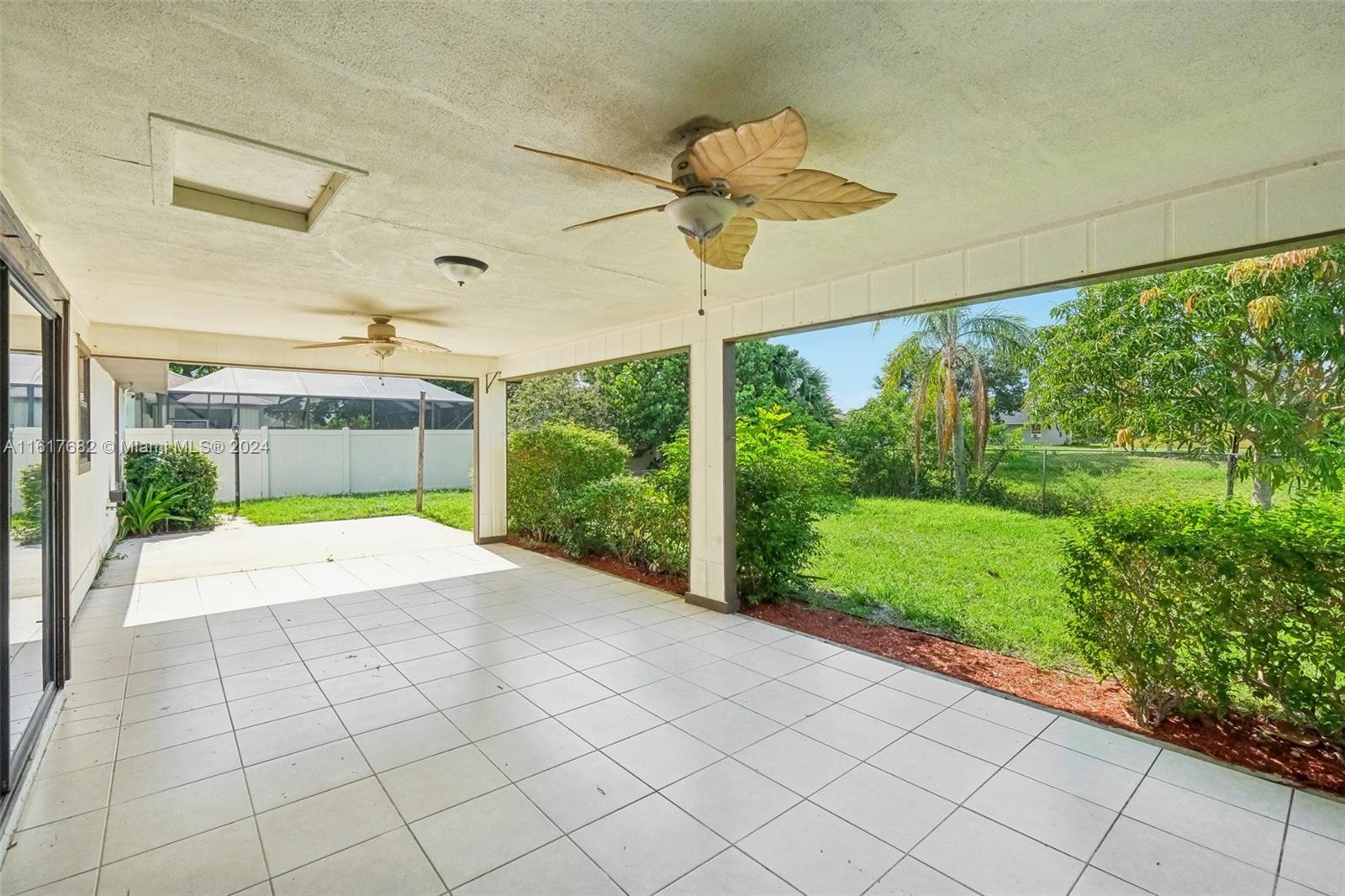 257 SW Whitmore Dr, Port St. Lucie