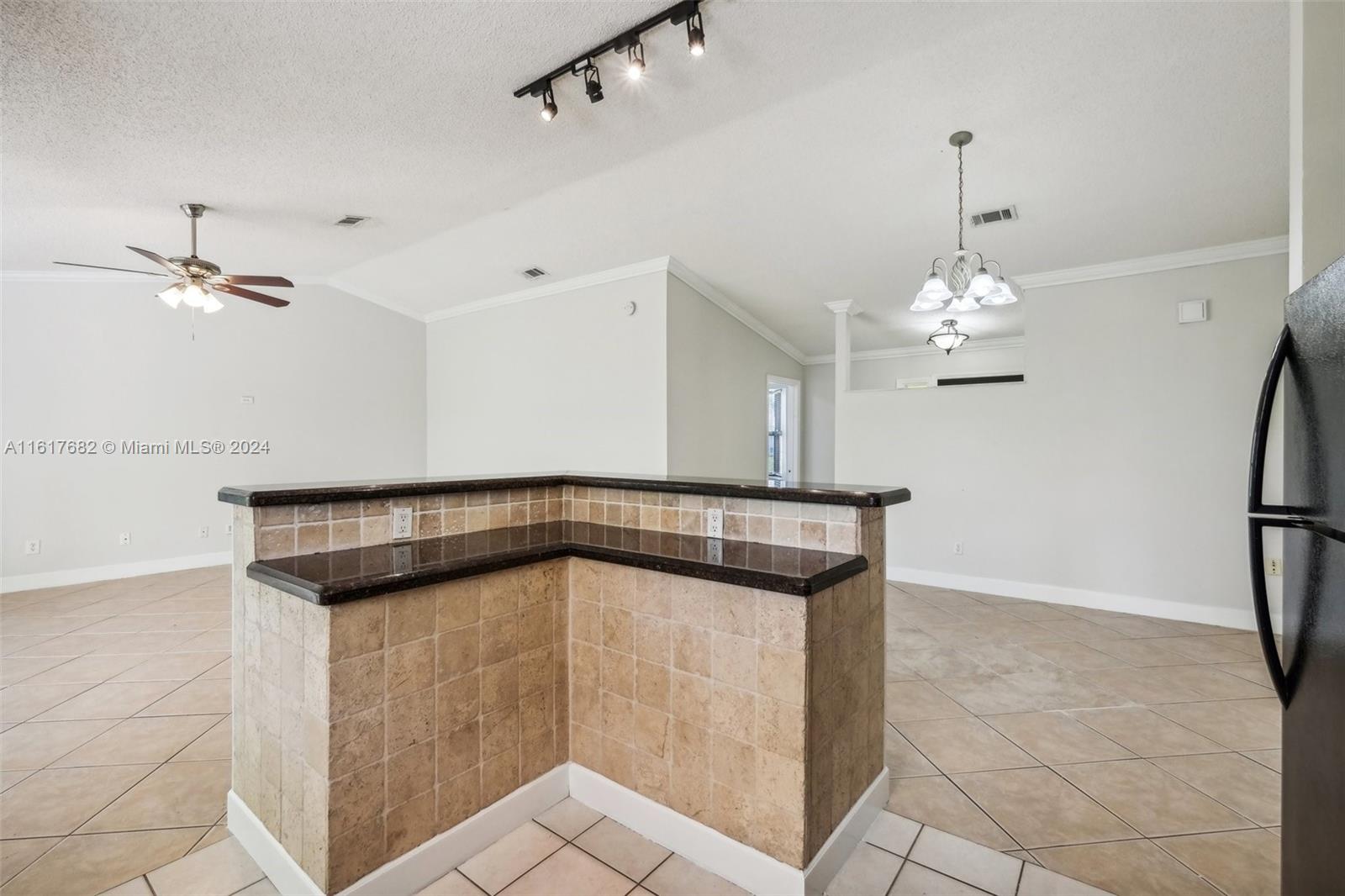 257 SW Whitmore Dr, Port St. Lucie